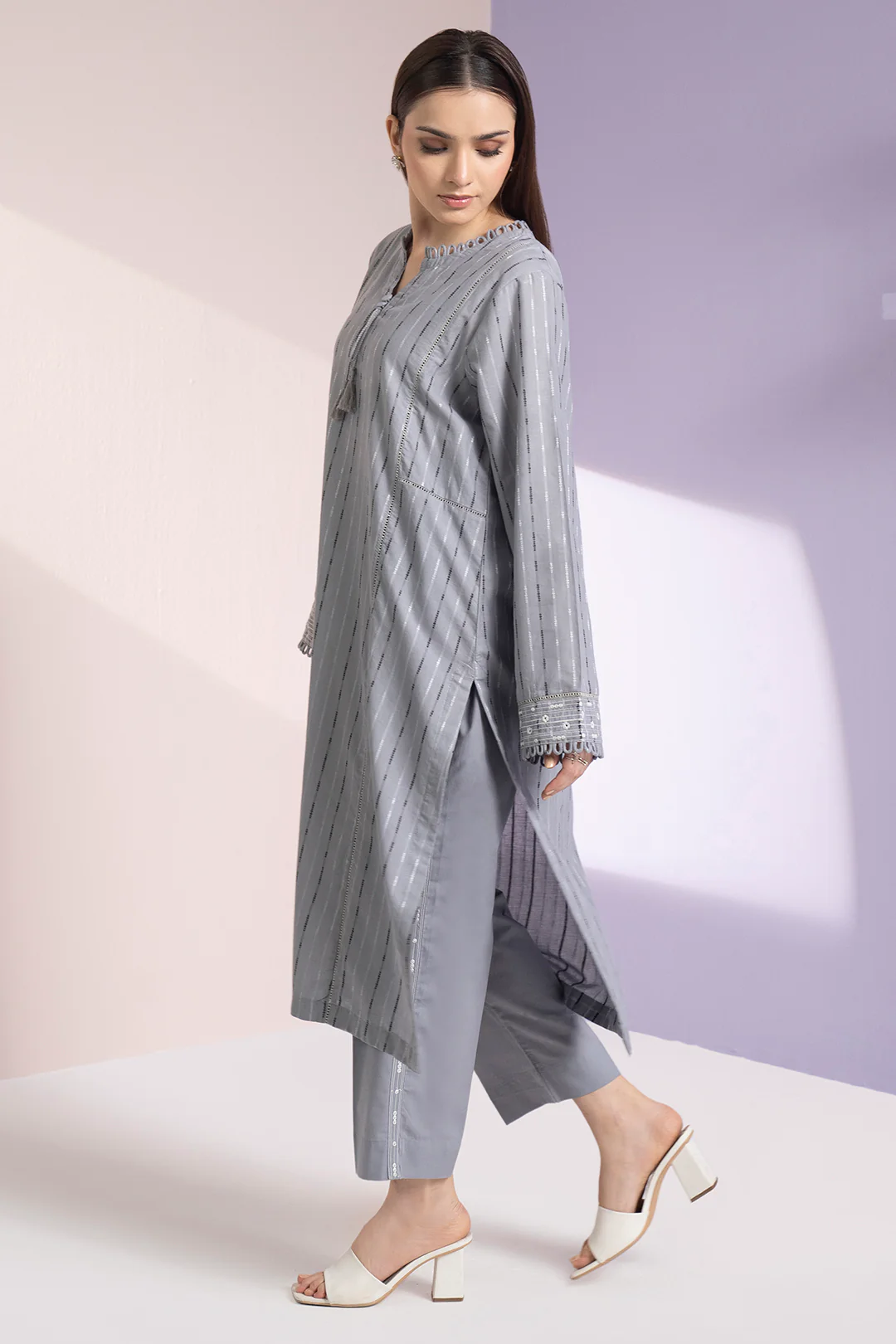 Embroidered Kurta Trouser - 3347 - Image 3