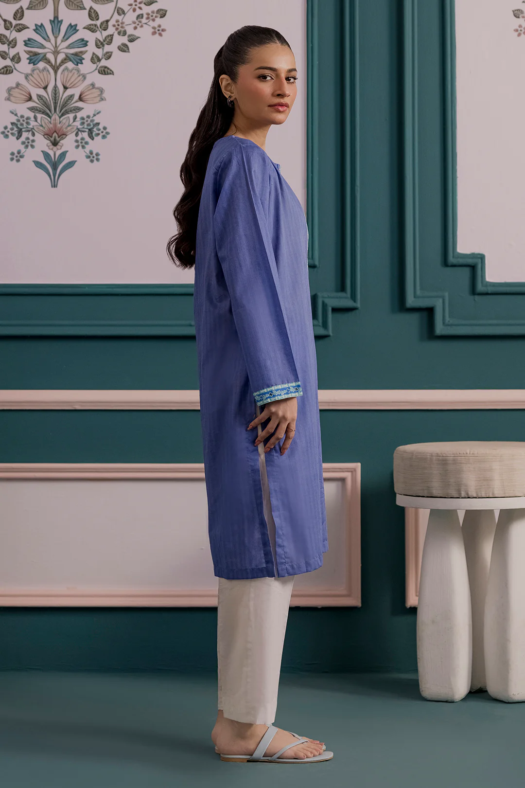 Embroidered Kurta - 2293 - Image 4