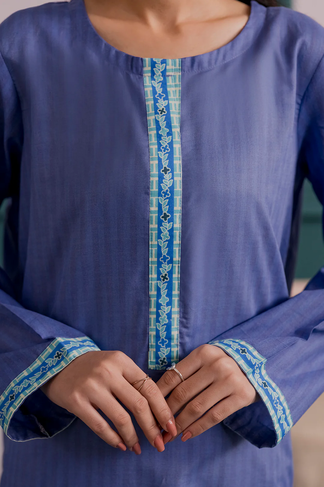 Embroidered Kurta - 2293 - Image 5