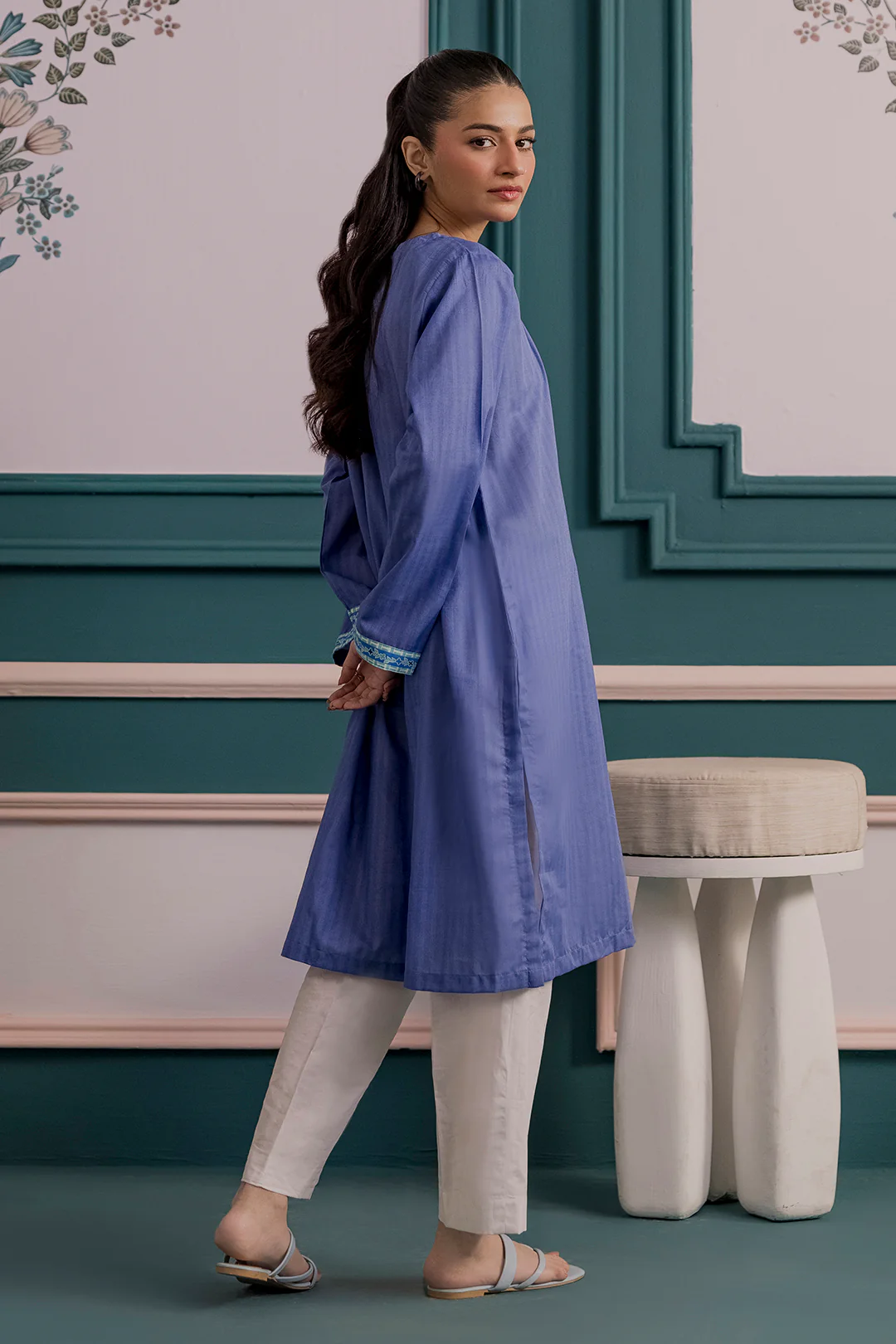 Embroidered Kurta - 2293 - Image 6
