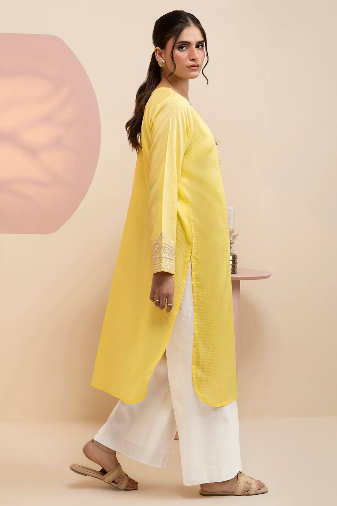Embroidered Kurta - 2558 - Image 5