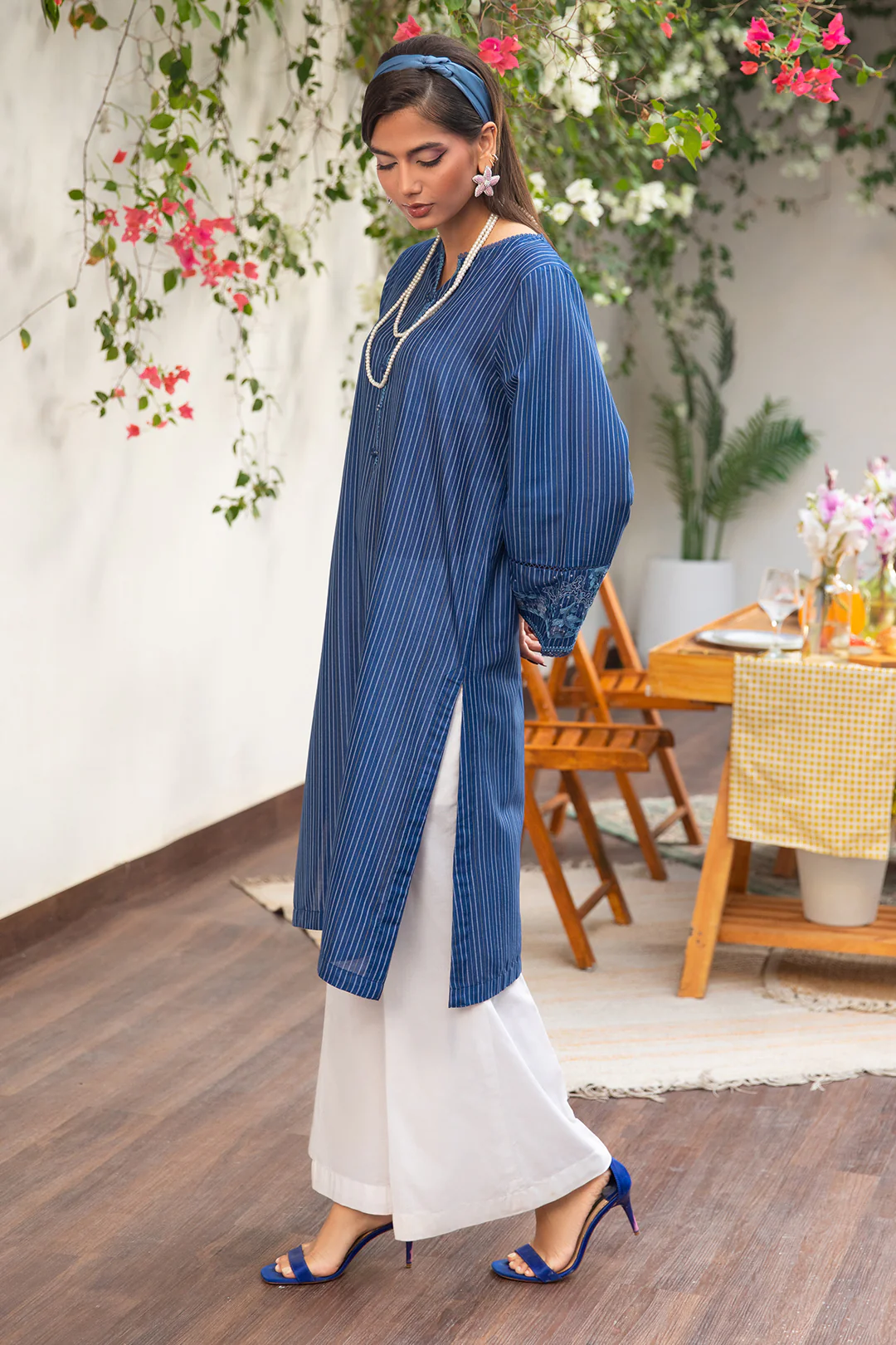 Embroidered Kurta - 1675 - Image 3