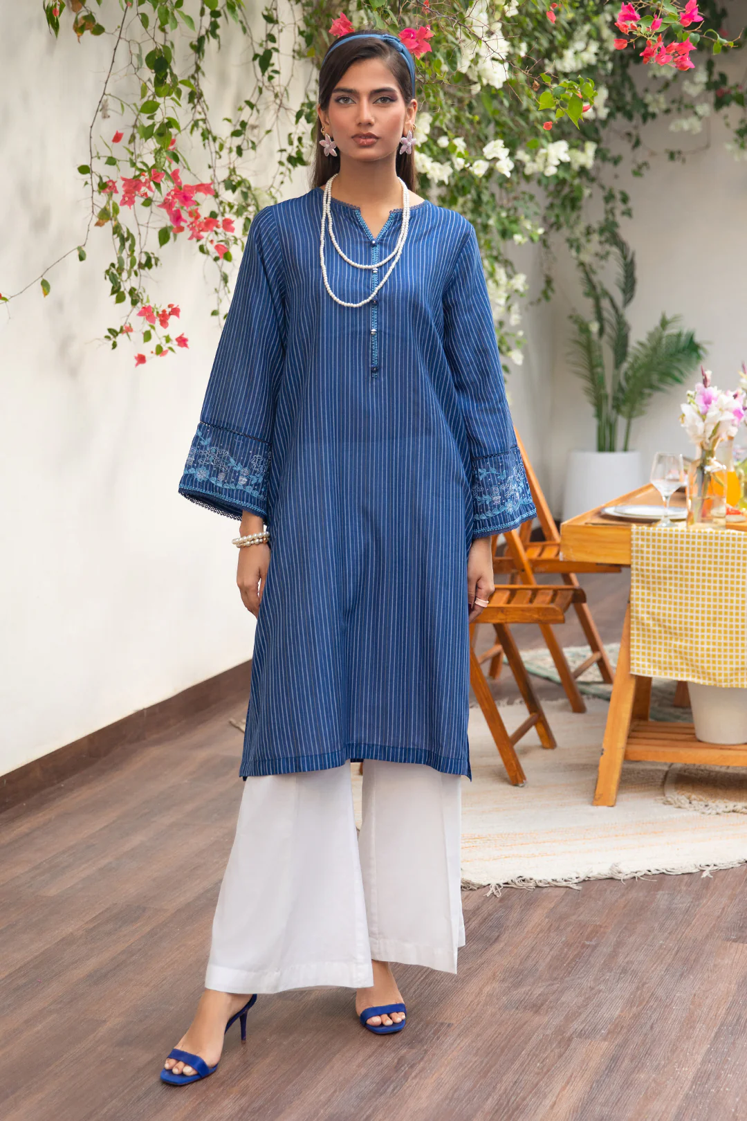 Embroidered Kurta - 1675 - Image 7