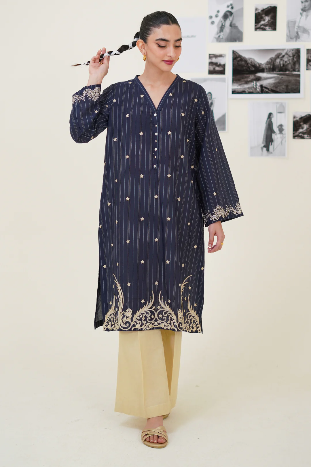 Embroidered Kurta - 1680 - Image 7