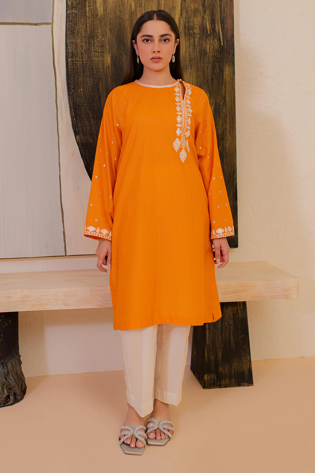 Embroidered Kurta - 1872 - Image 2