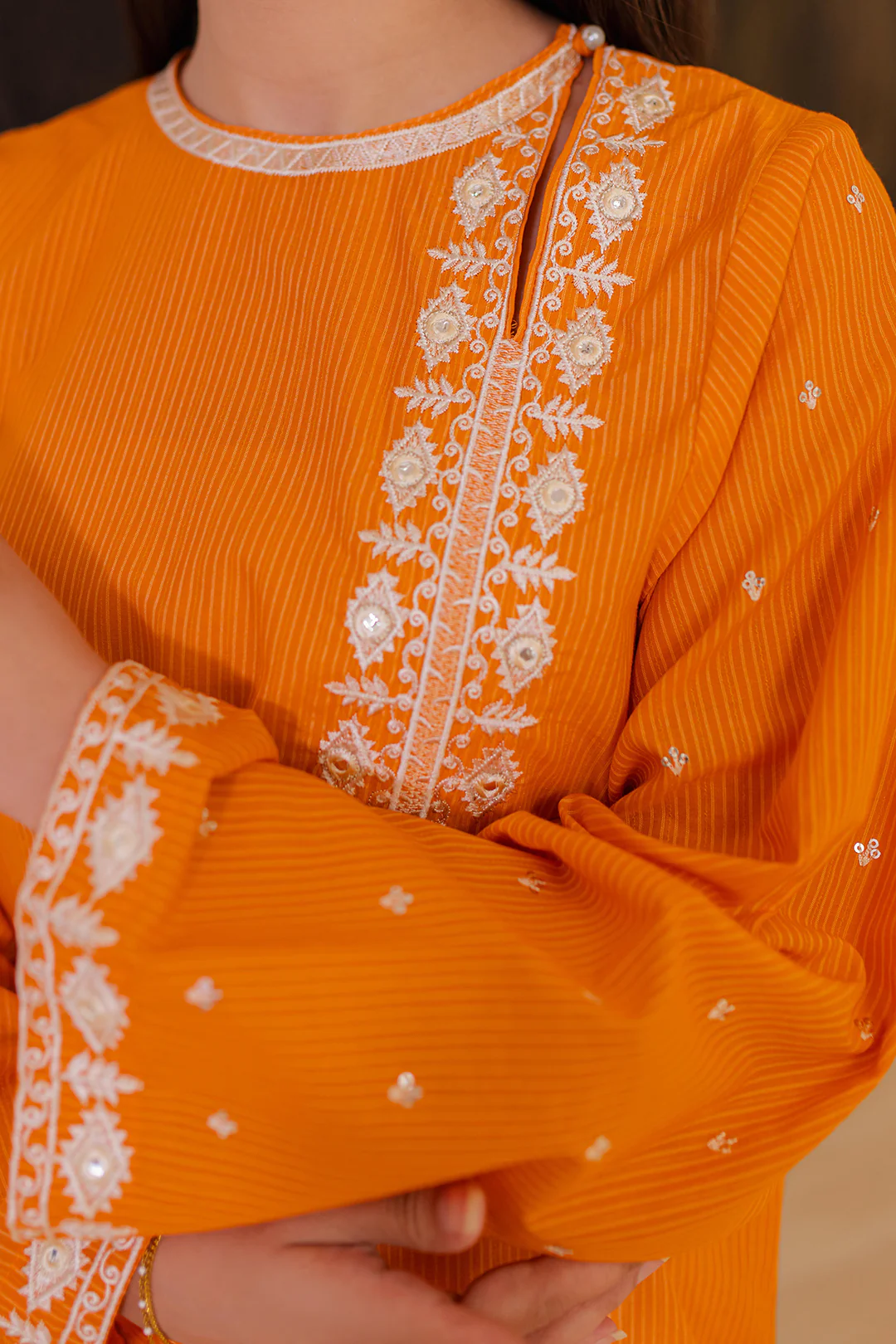 Embroidered Kurta - 1872 - Image 4