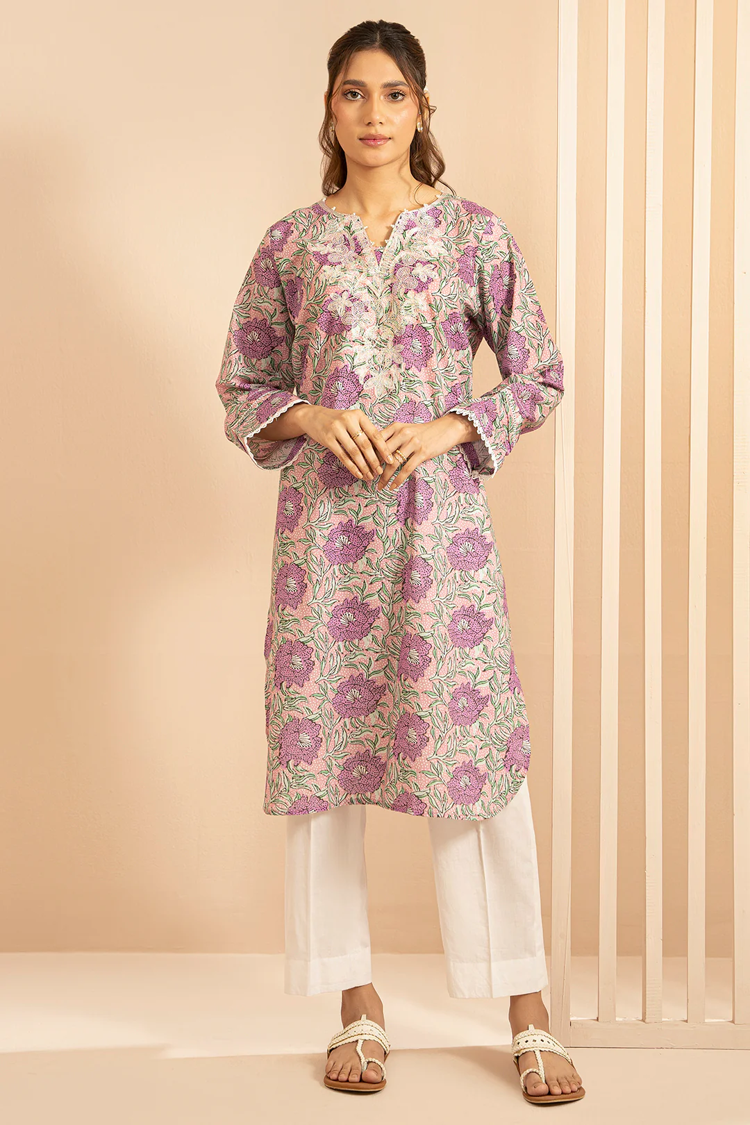 Embroidered Kurta - 1647 - Image 2