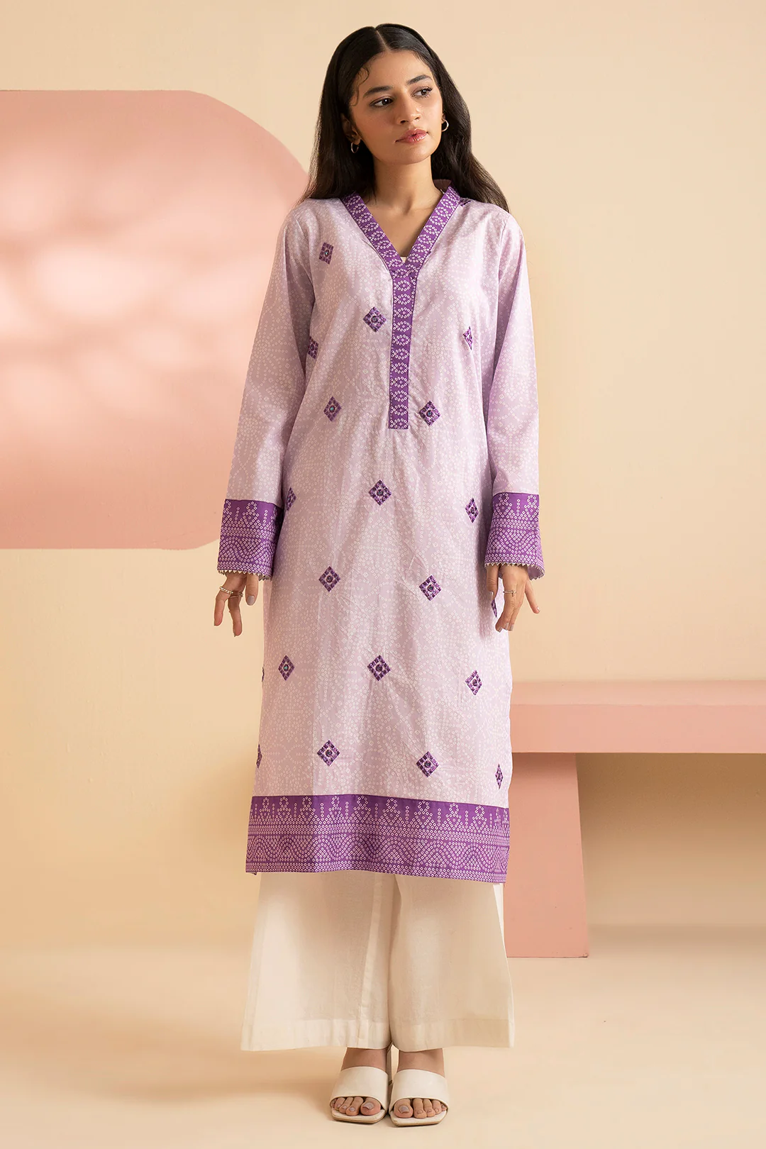 Embroidered Kurta - 1649 - Image 4