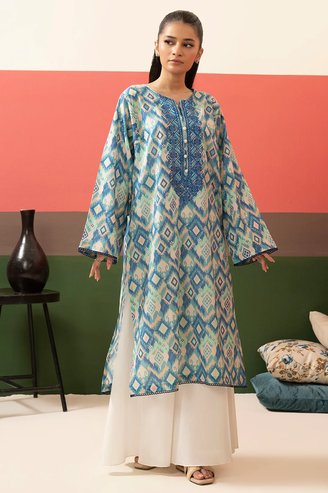 Embroidered Kurta - 1736 - Image 2