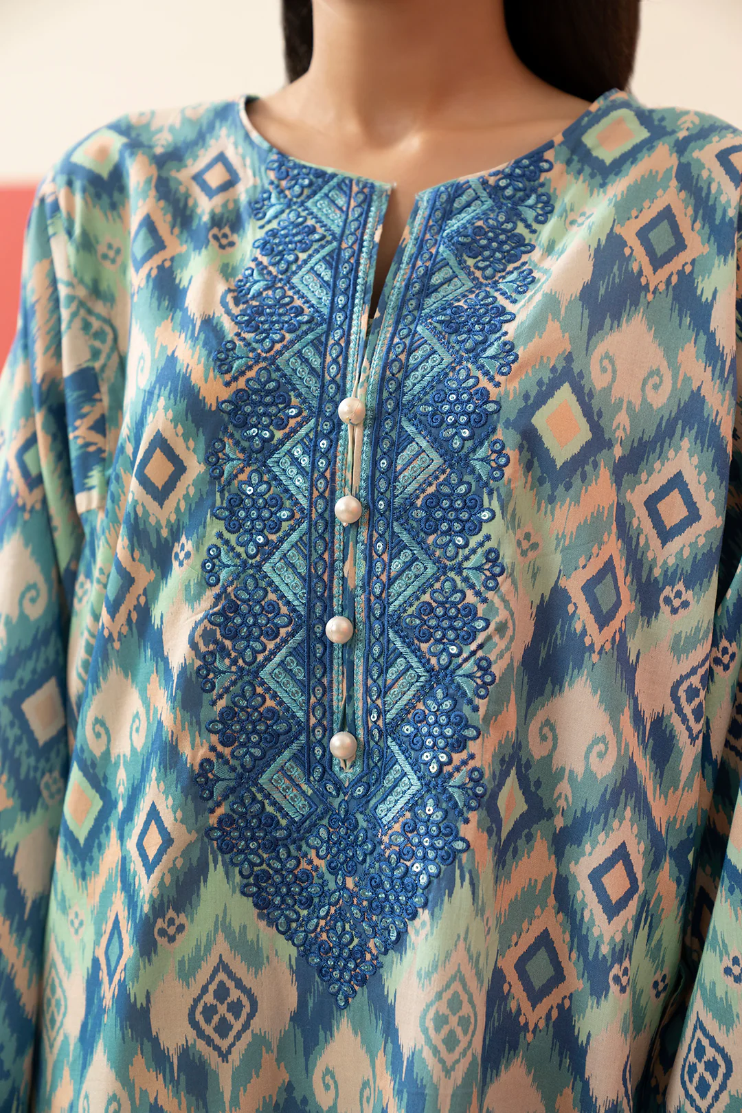 Embroidered Kurta - 1736 - Image 7