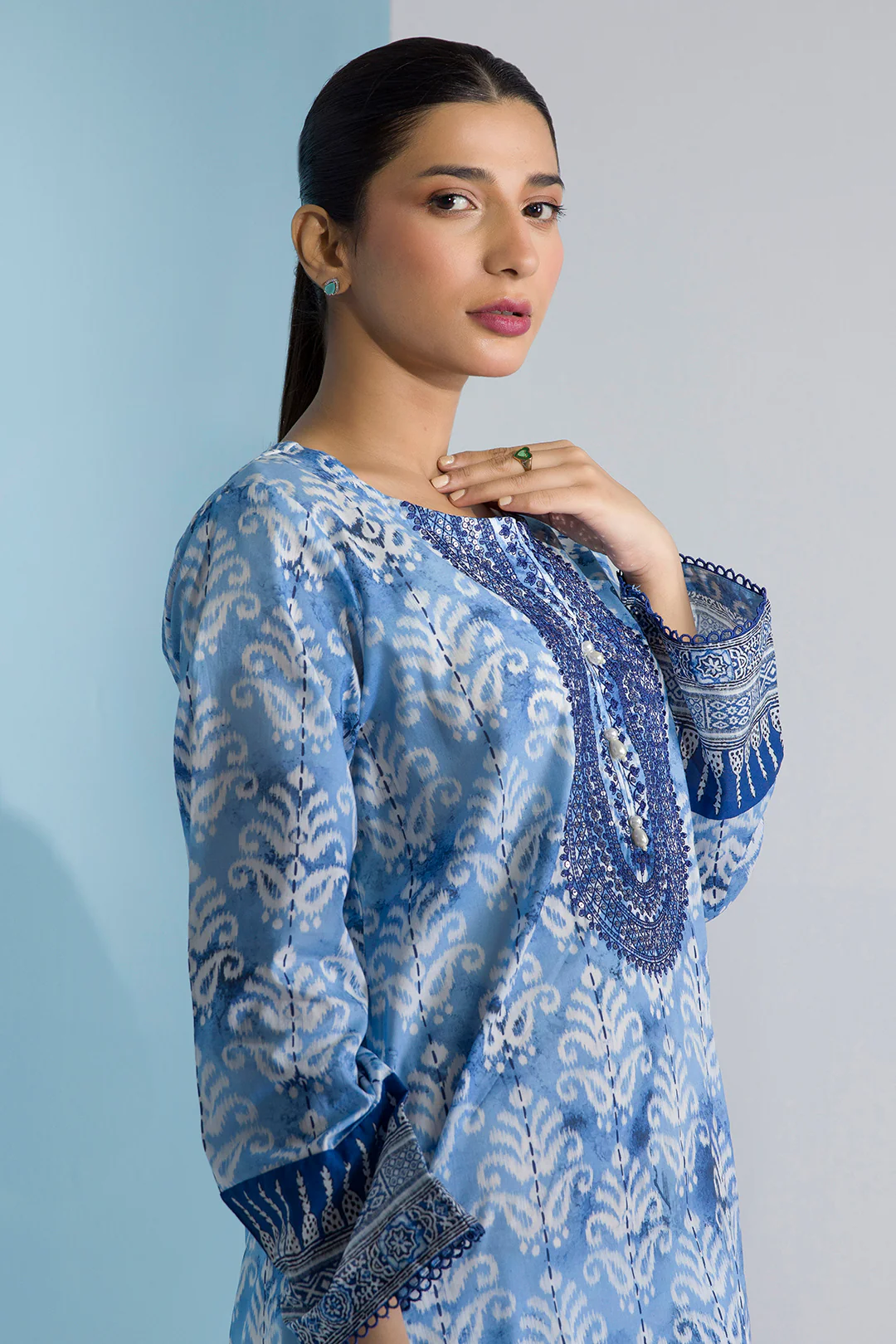 Embroidered Kurta - 1999 - Image 3