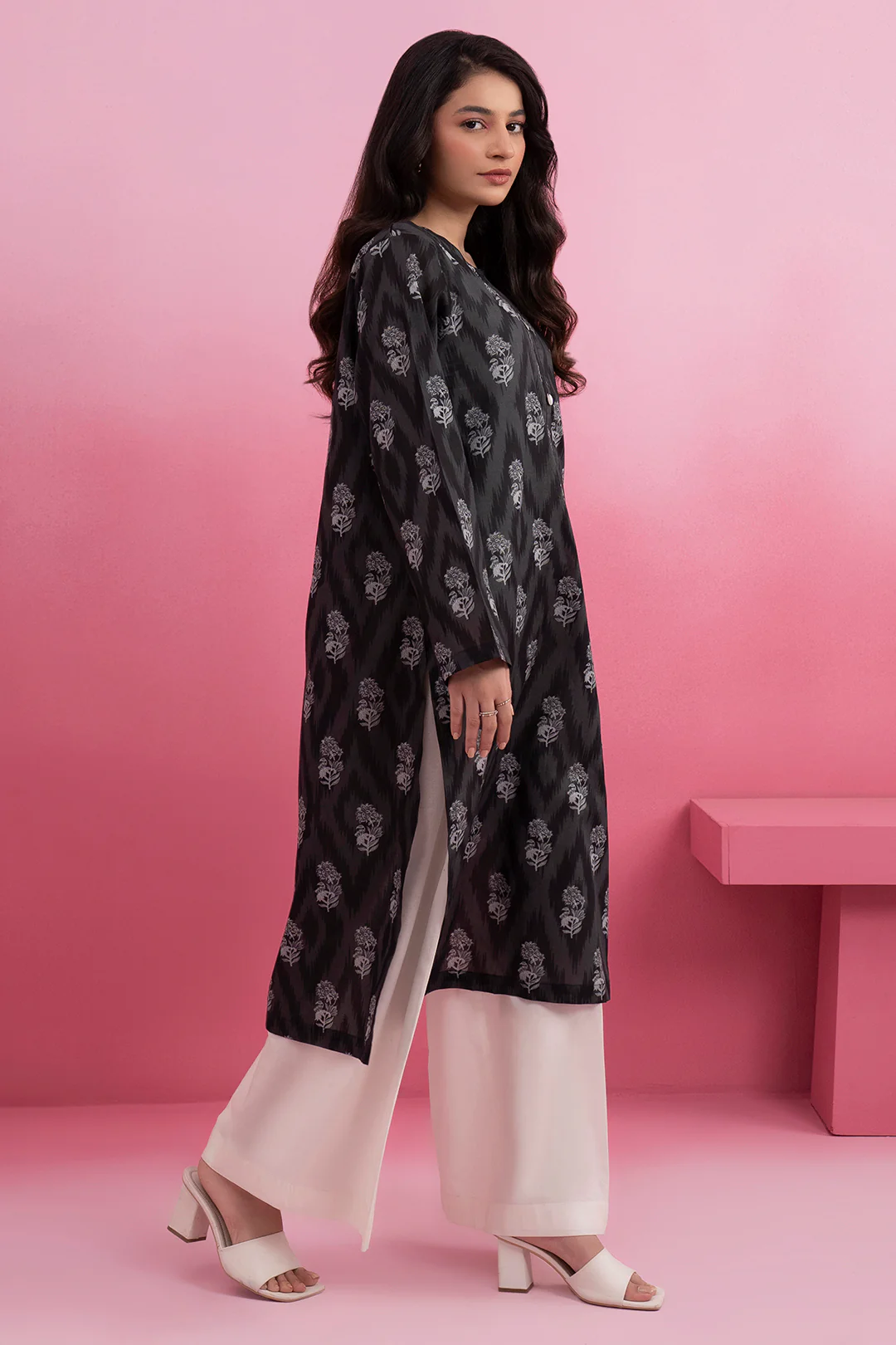 Kurta - 2024 - Image 3
