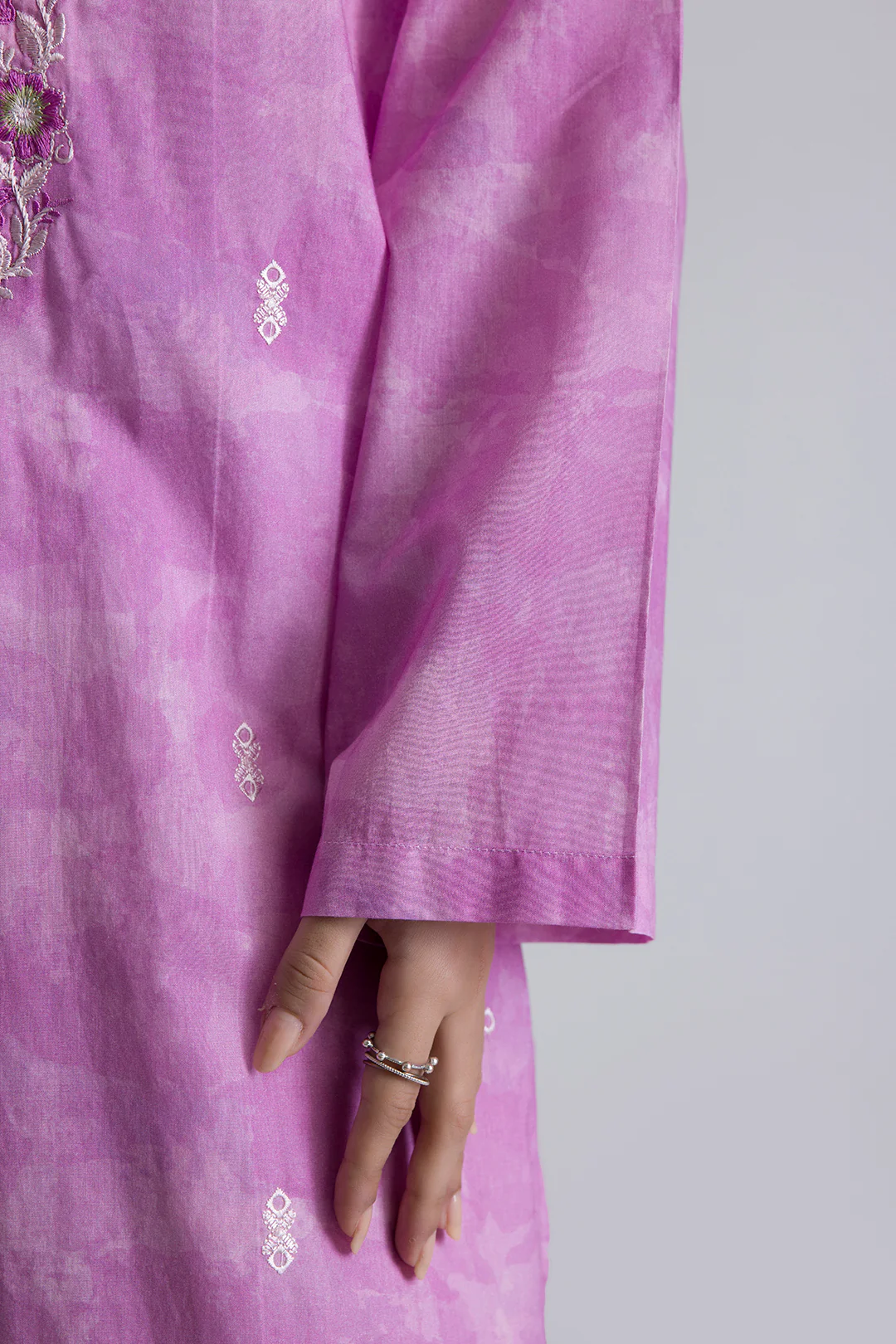 Embroidered Kurta - 2119 - Image 6