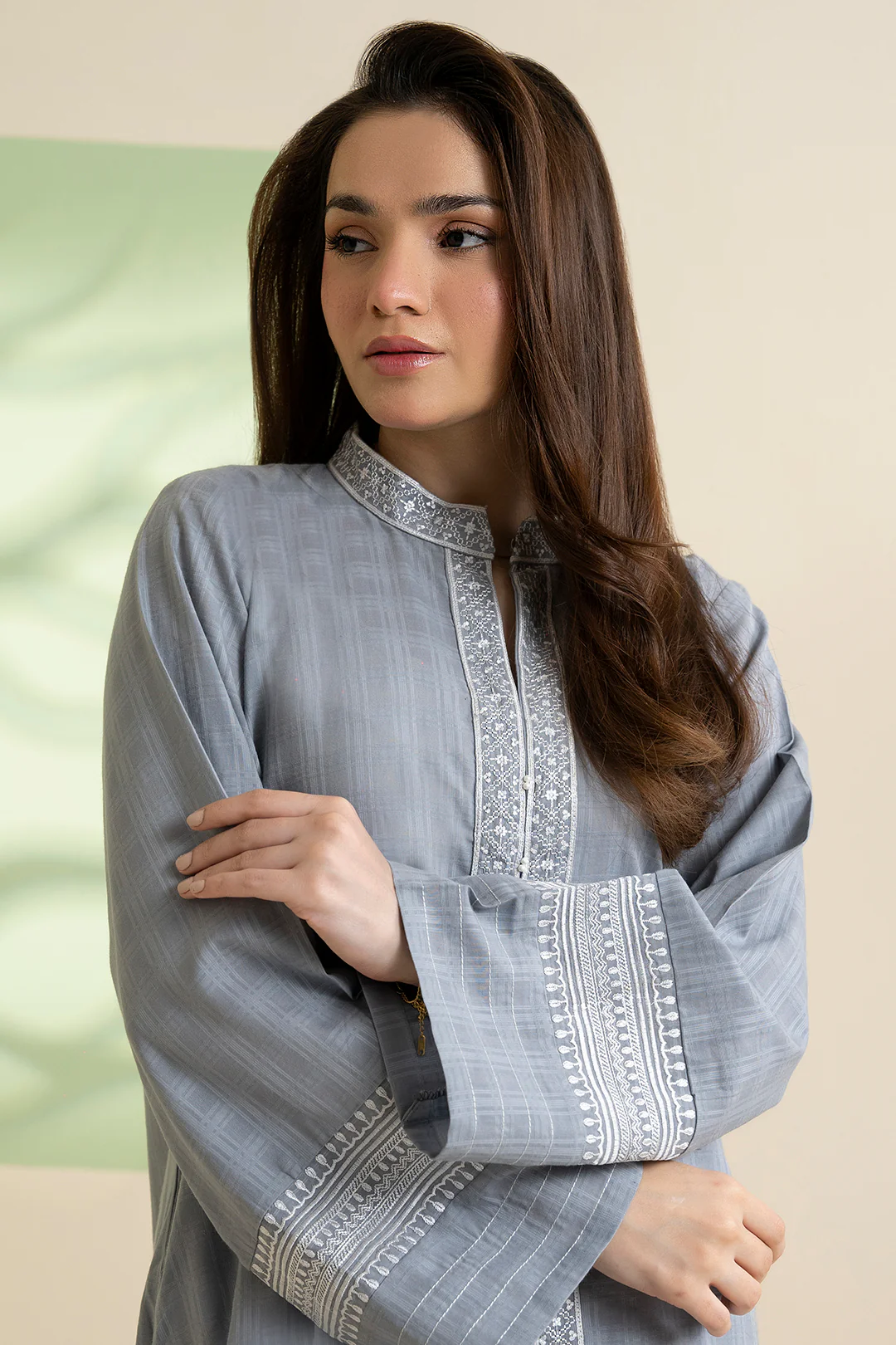 Embroidered Kurta - 2547 - Image 3