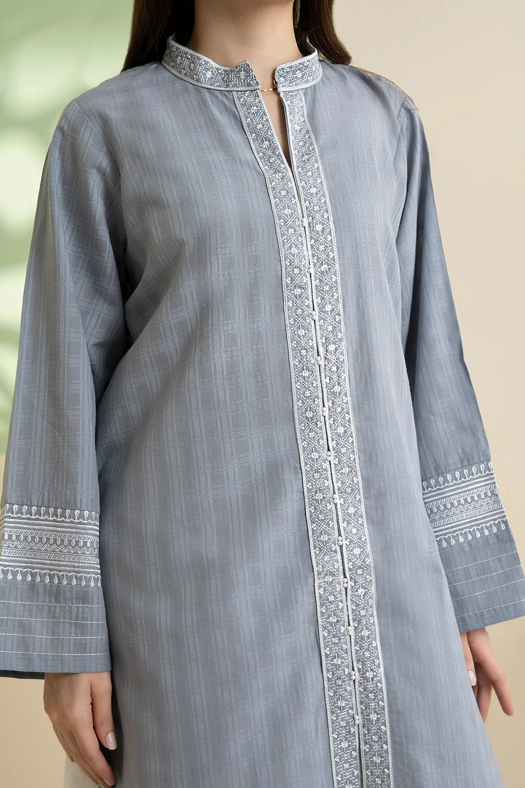 Embroidered Kurta - 2547 - Image 5