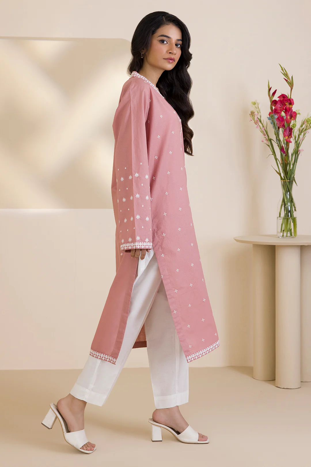 Embroidered Kurta - 2591 - Image 6
