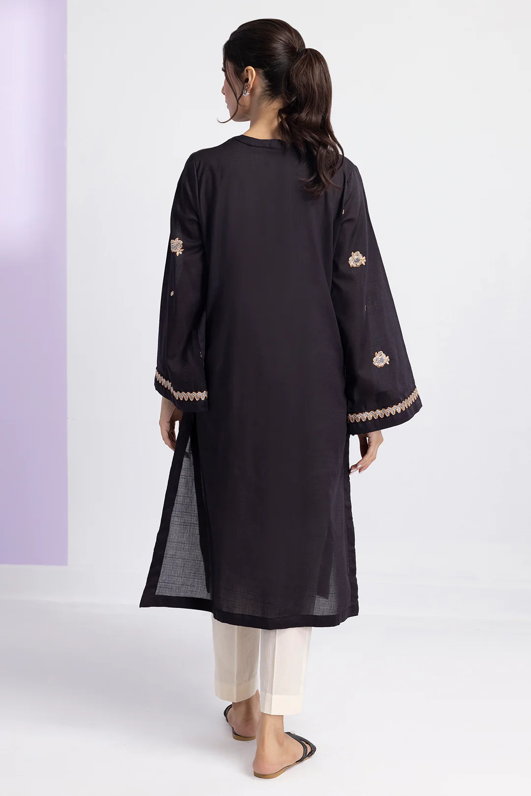 Embroidered Kurta - 2622 - Image 10