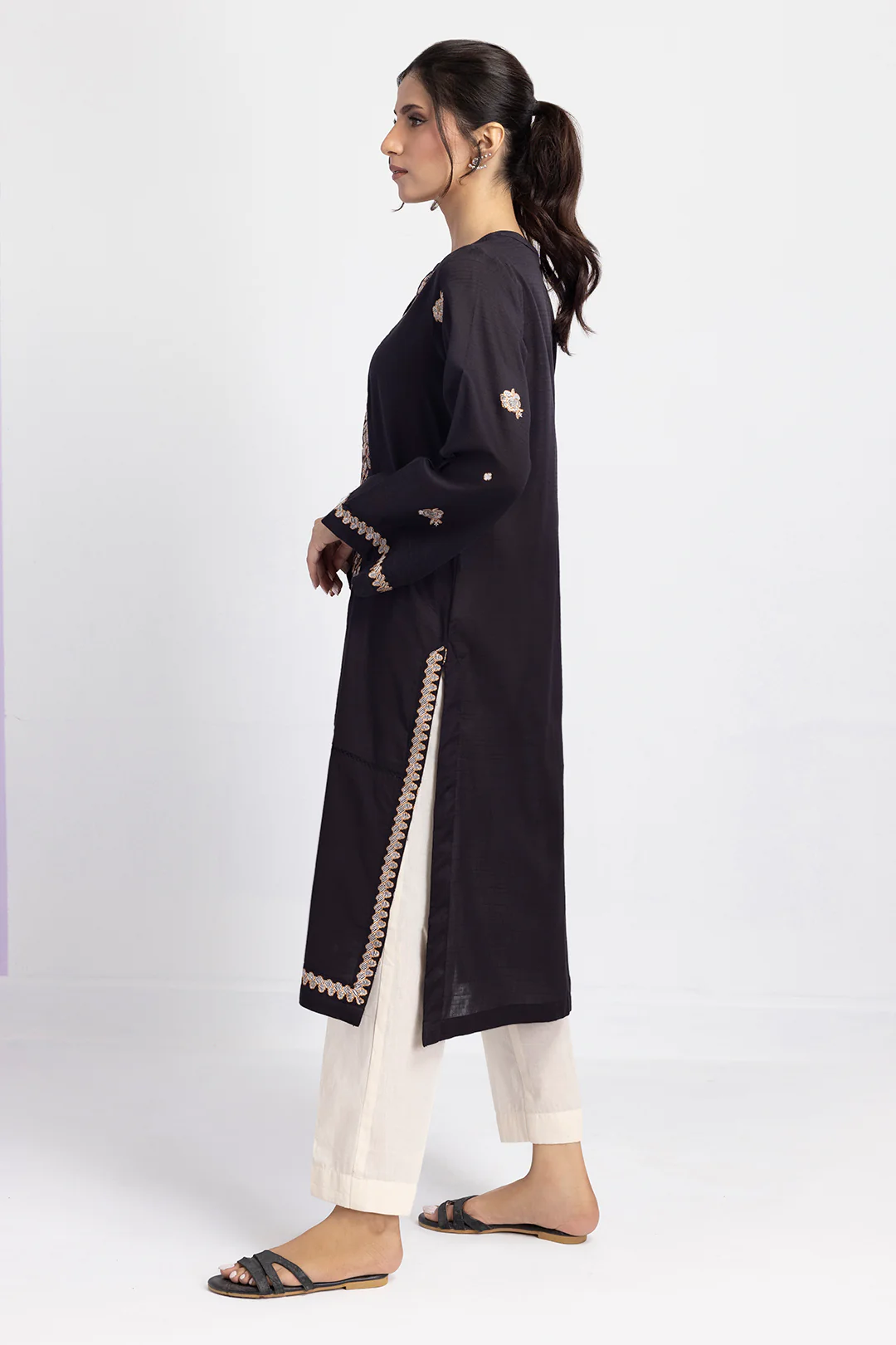 Embroidered Kurta - 2622 - Image 5