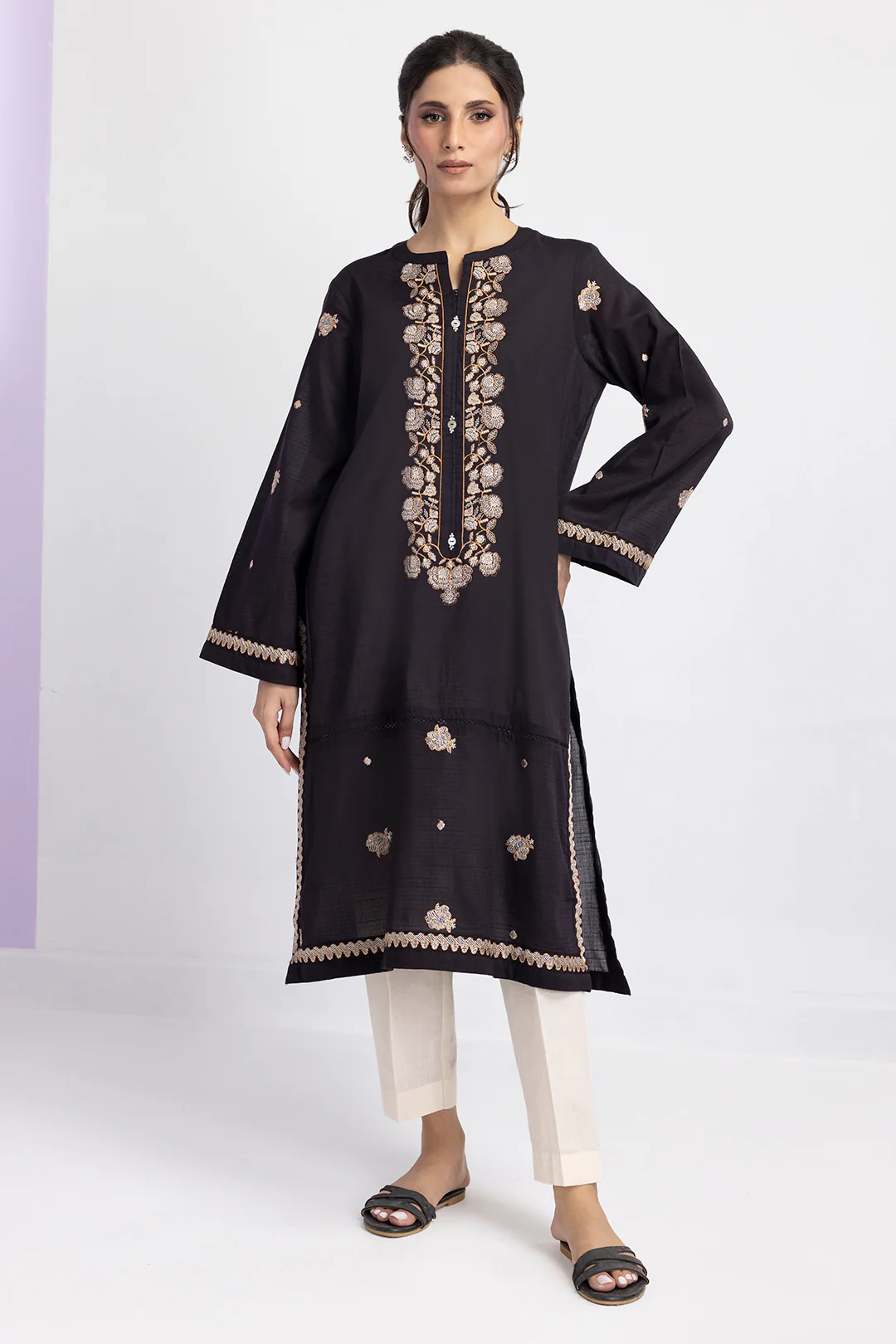 Embroidered Kurta - 2622 - Image 9