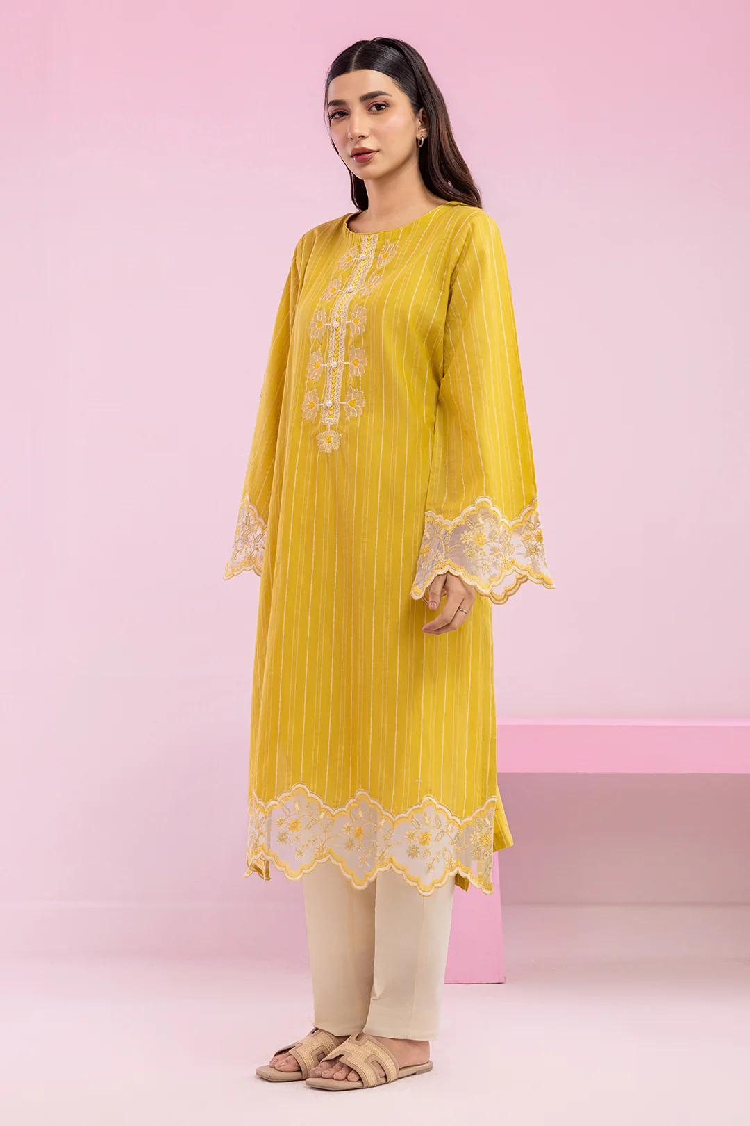 Embroidered Kurta - 2672 - Image 7