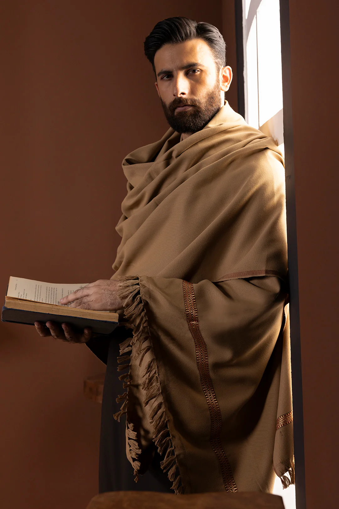 Men Shawl - 5009 - Image 4
