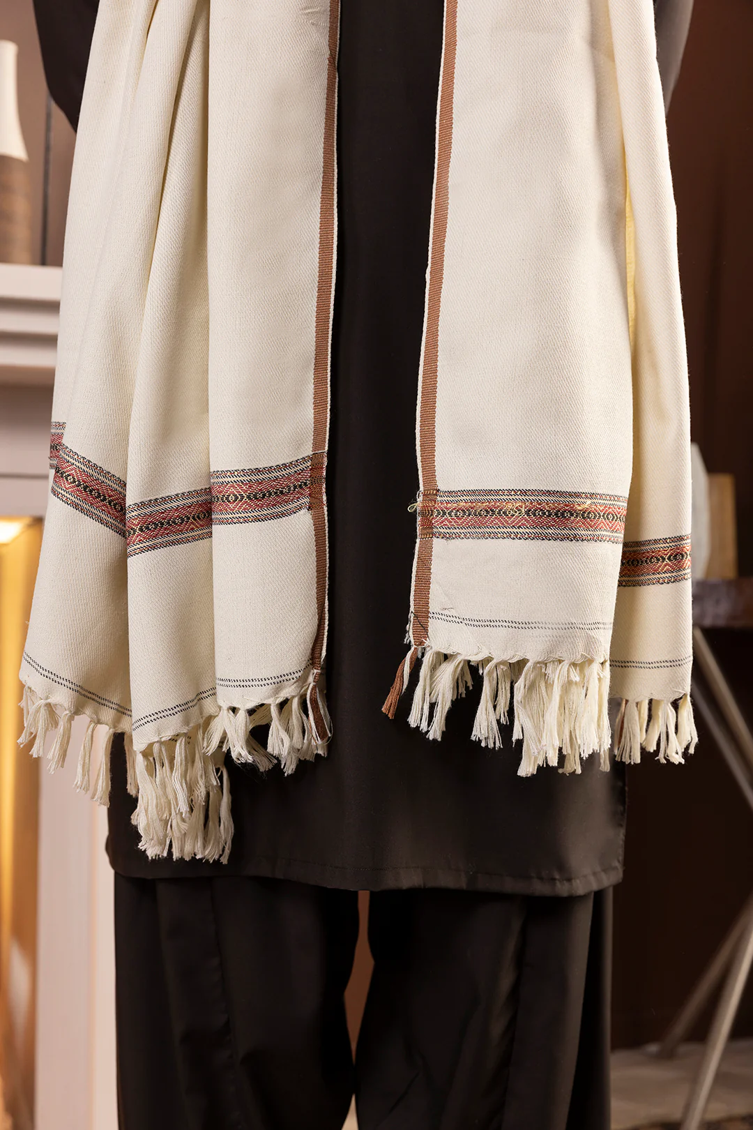 Men Shawl - 5010 - Image 11