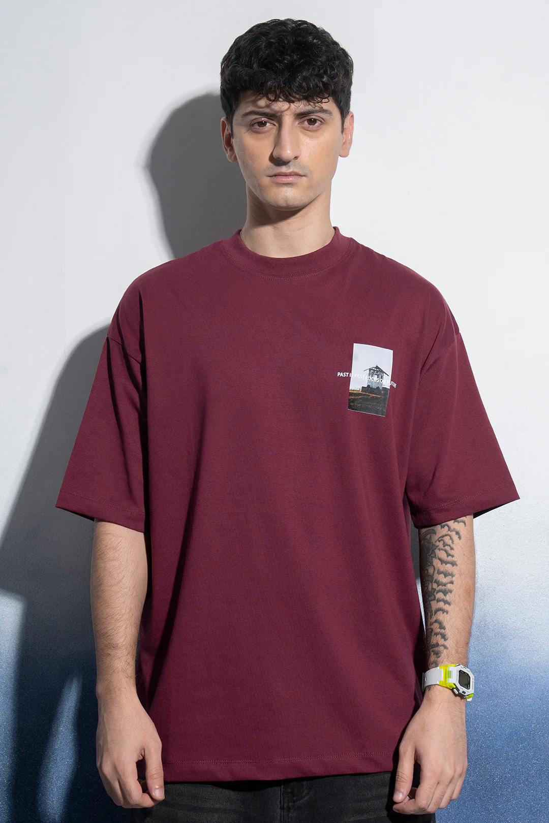 Oversized Graphic T-Shirt - D039 - Image 2