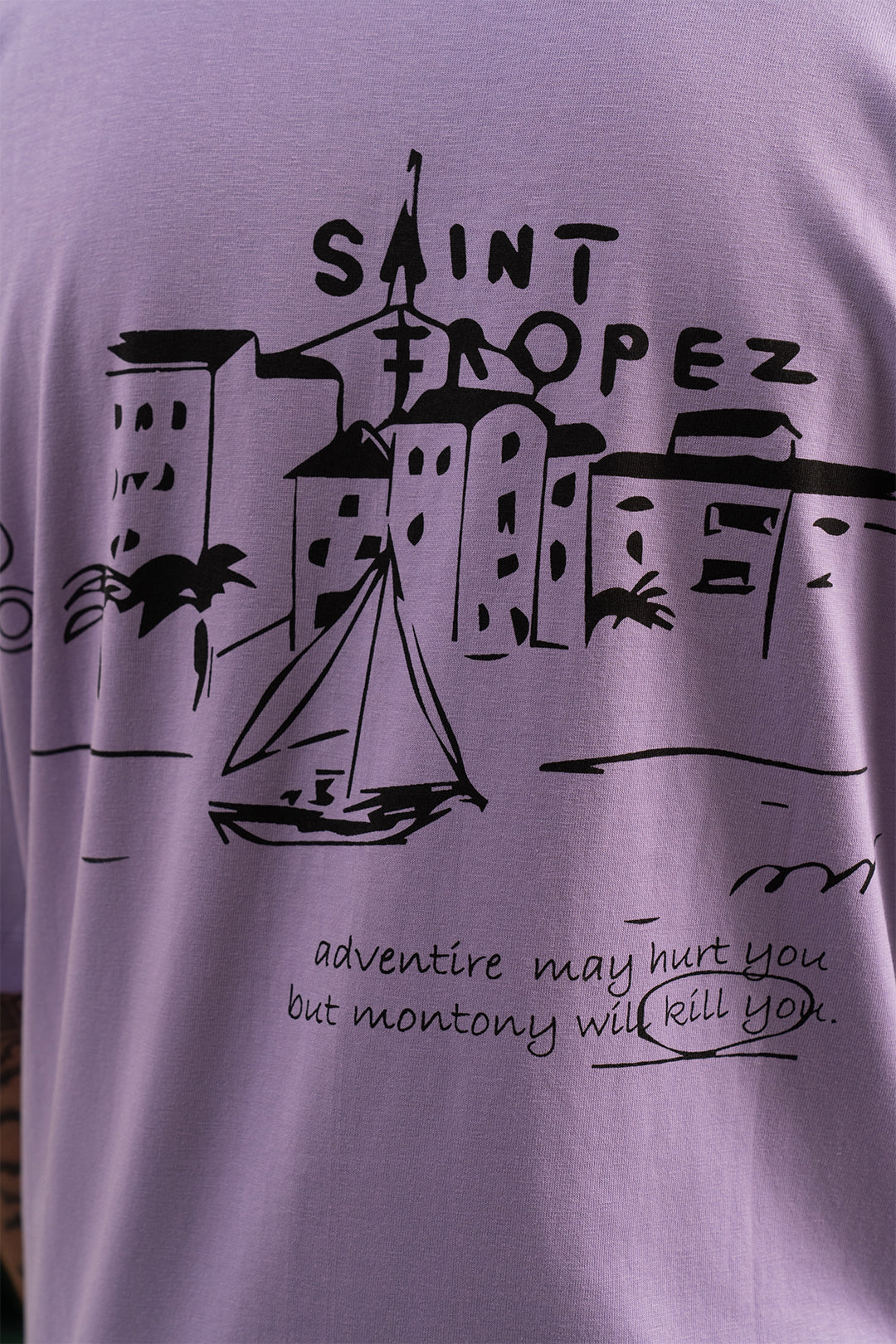 Oversized Graphic T-Shirt - D045 - Image 4