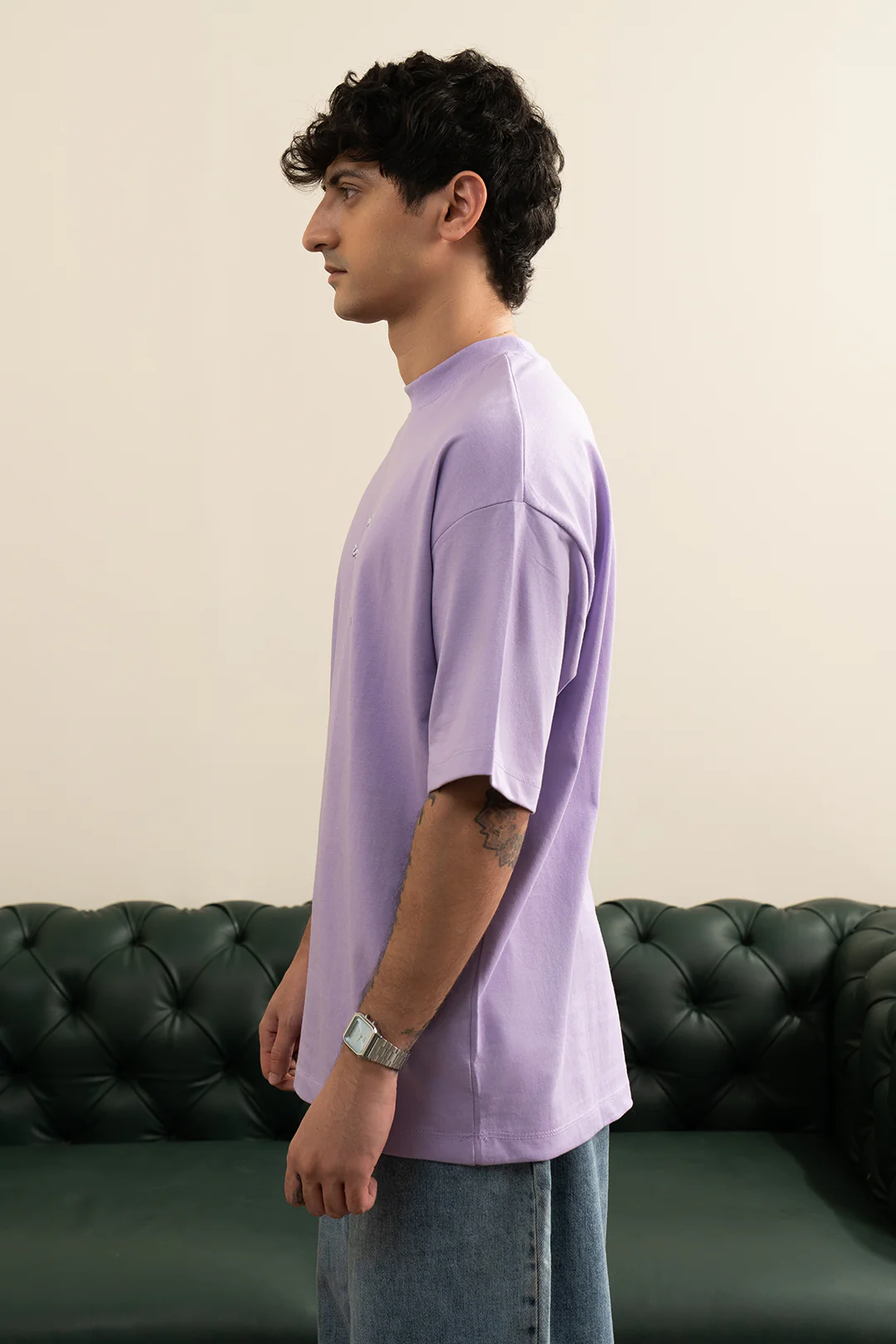 Oversized Graphic T-Shirt - D046 - Image 4