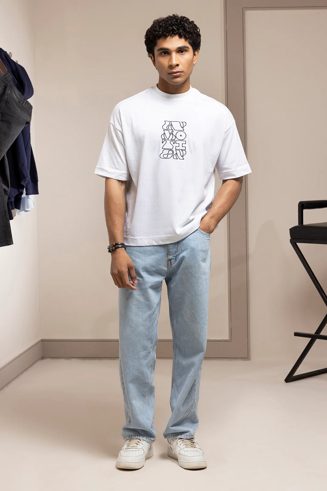 Oversized Graphic T-Shirt - D080 - Image 2