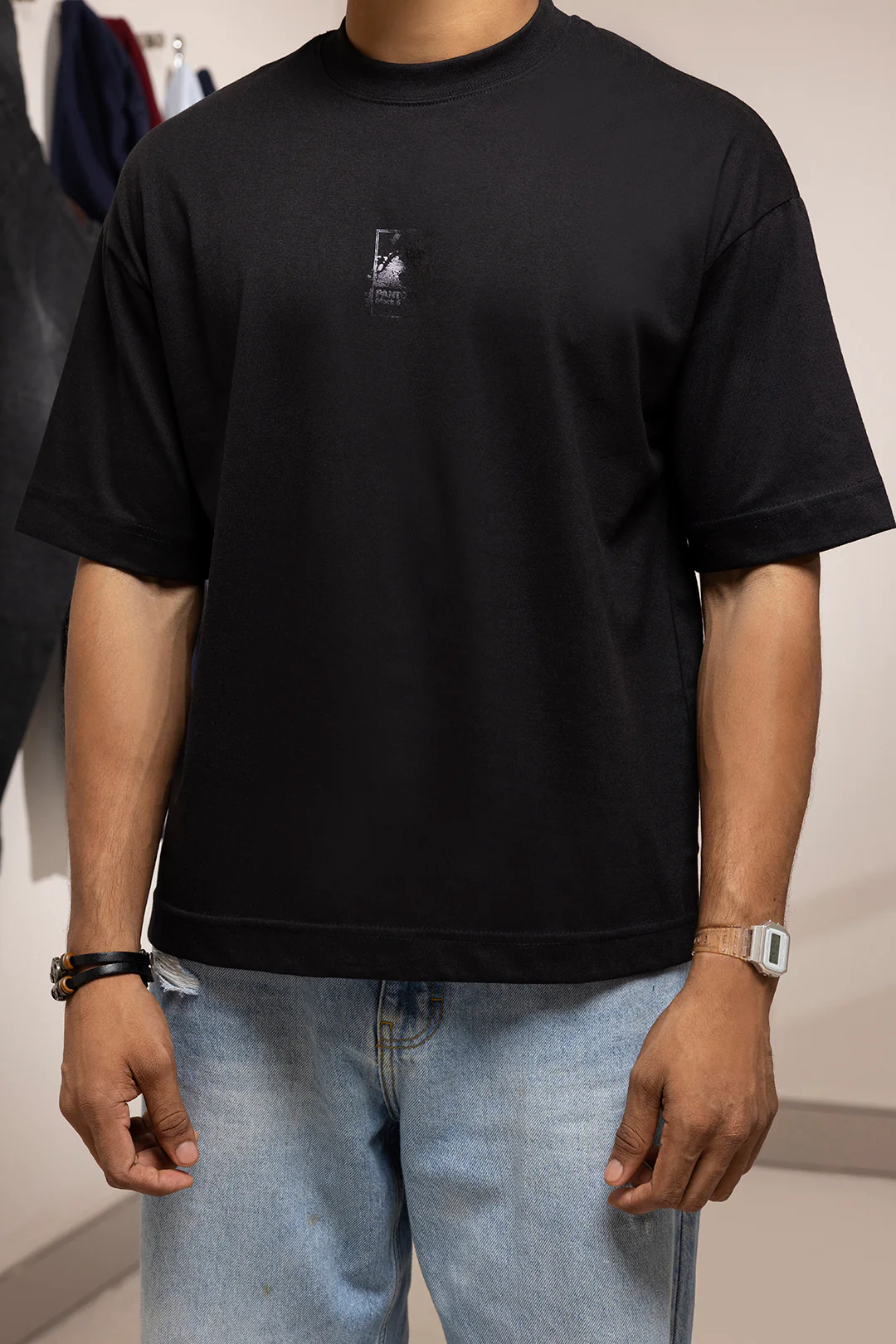 Oversized Graphic T-Shirt - D091 - Image 3