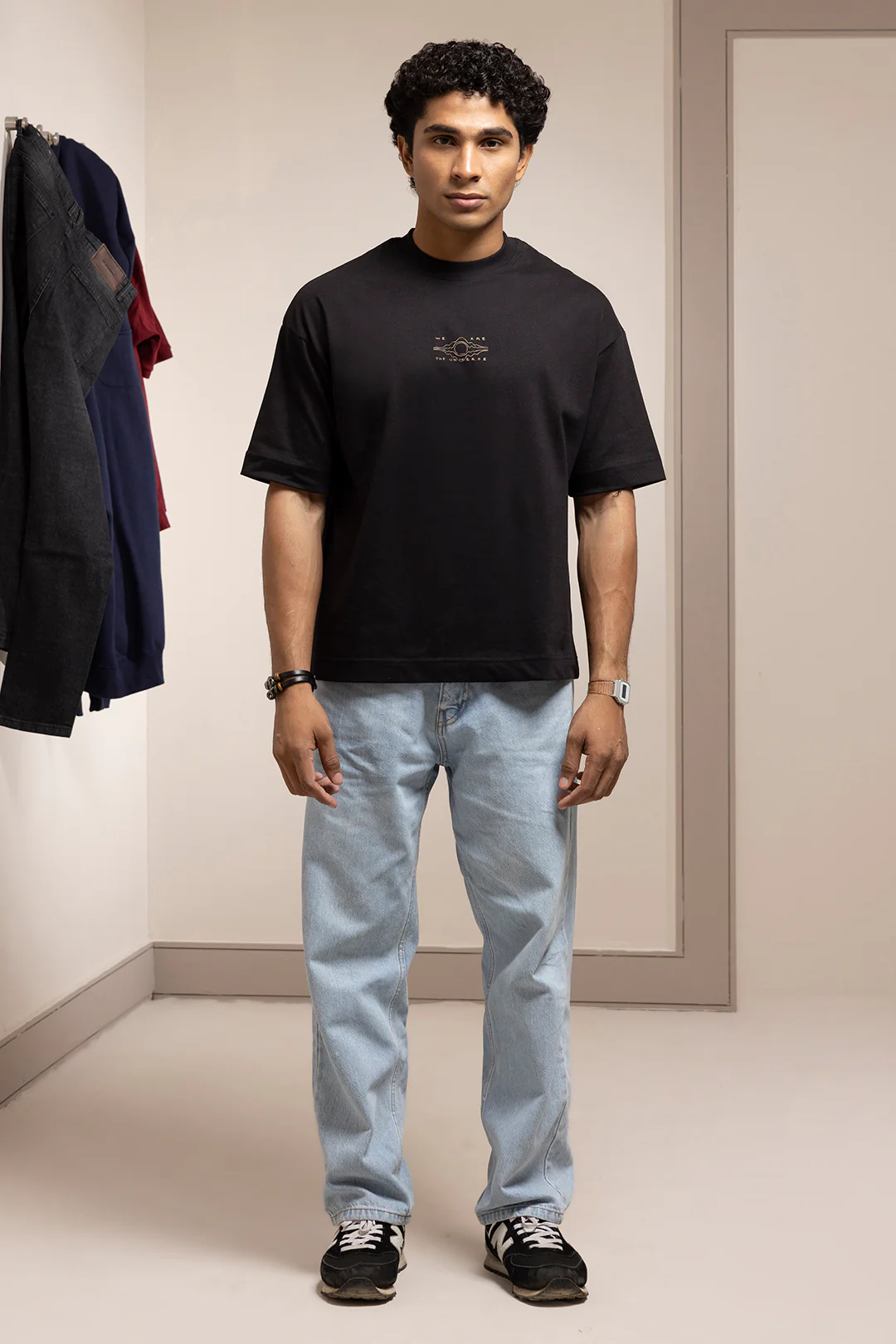 Oversized Graphic T-Shirt - D092 - Image 2