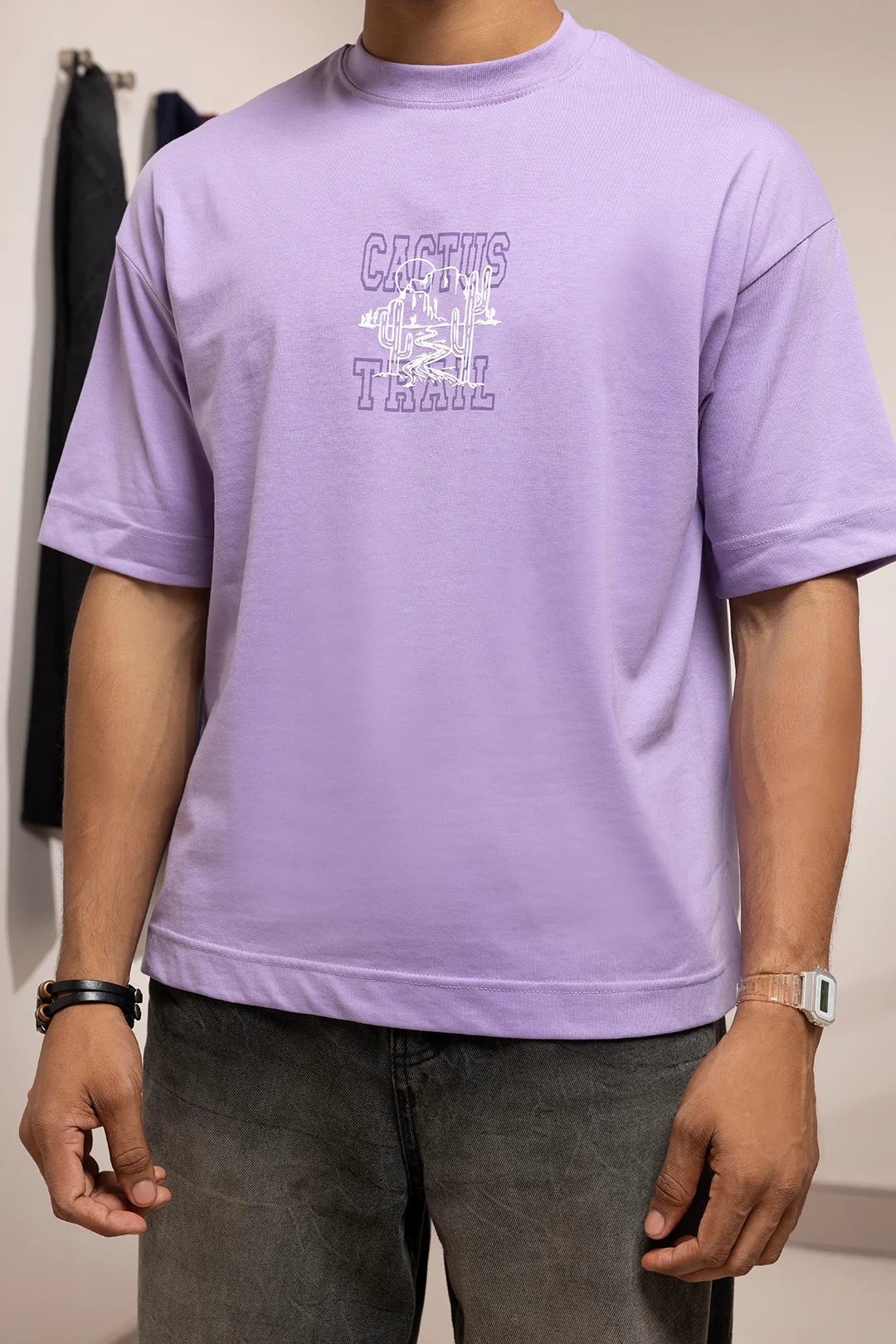 Oversized Graphic T-Shirt - D101 - Image 3
