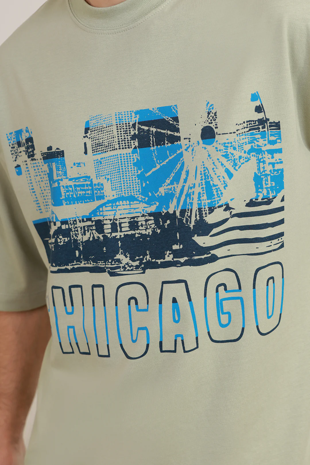 Oversized Graphic T-Shirt - D102 - Image 2