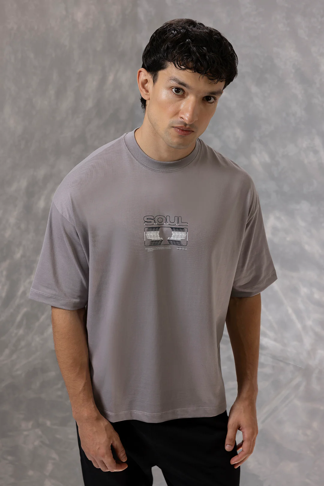 Oversized Graphic T-Shirt - D106 - Image 3