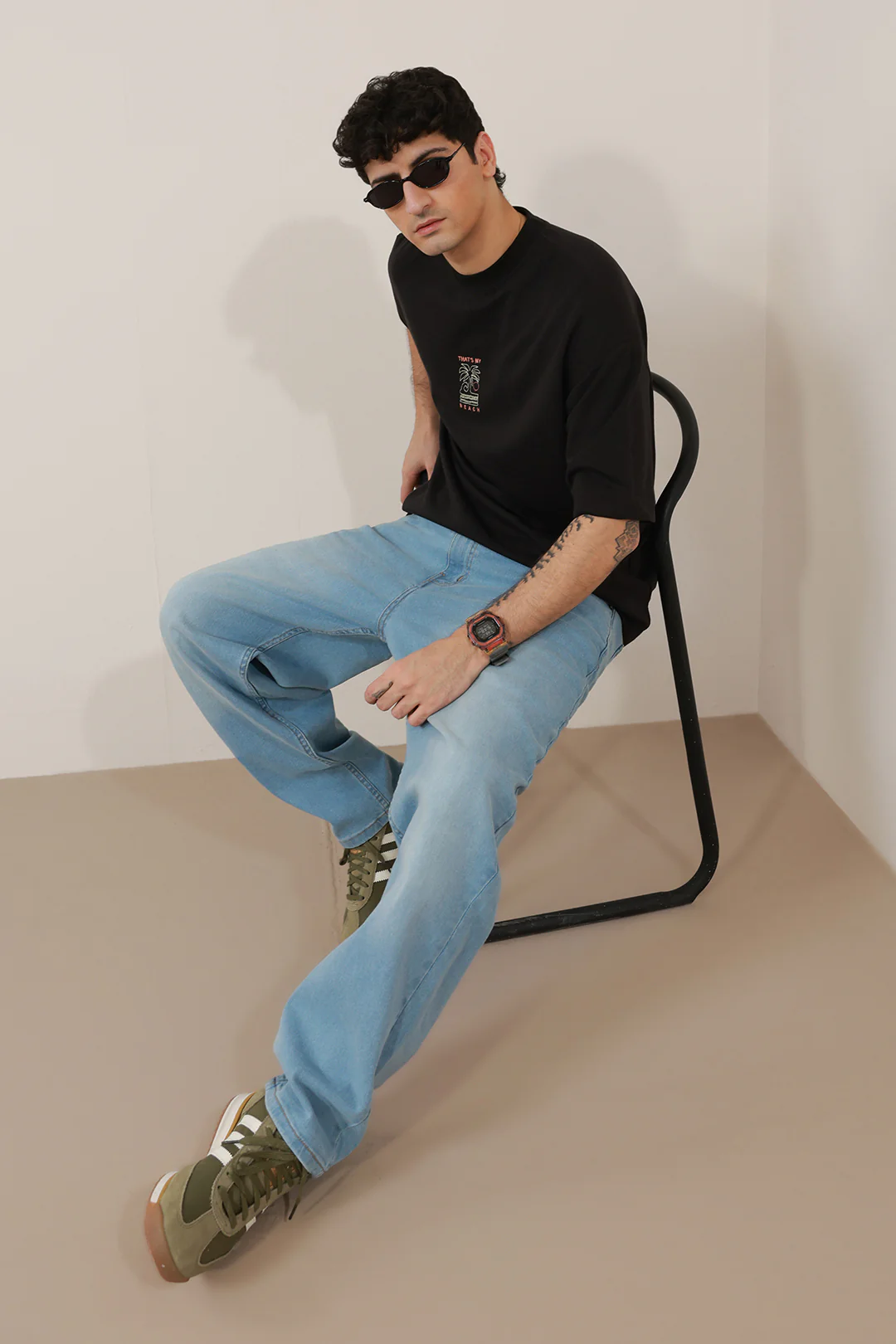 Oversized Graphic T-Shirt - D111 - Image 5