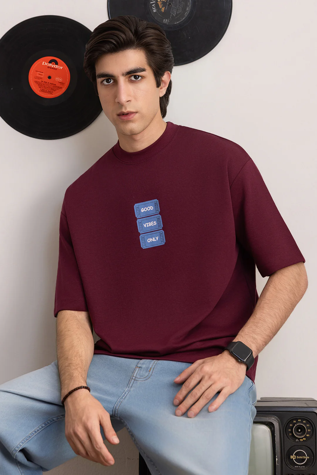Oversized Graphic T-Shirt - D125 - Image 3