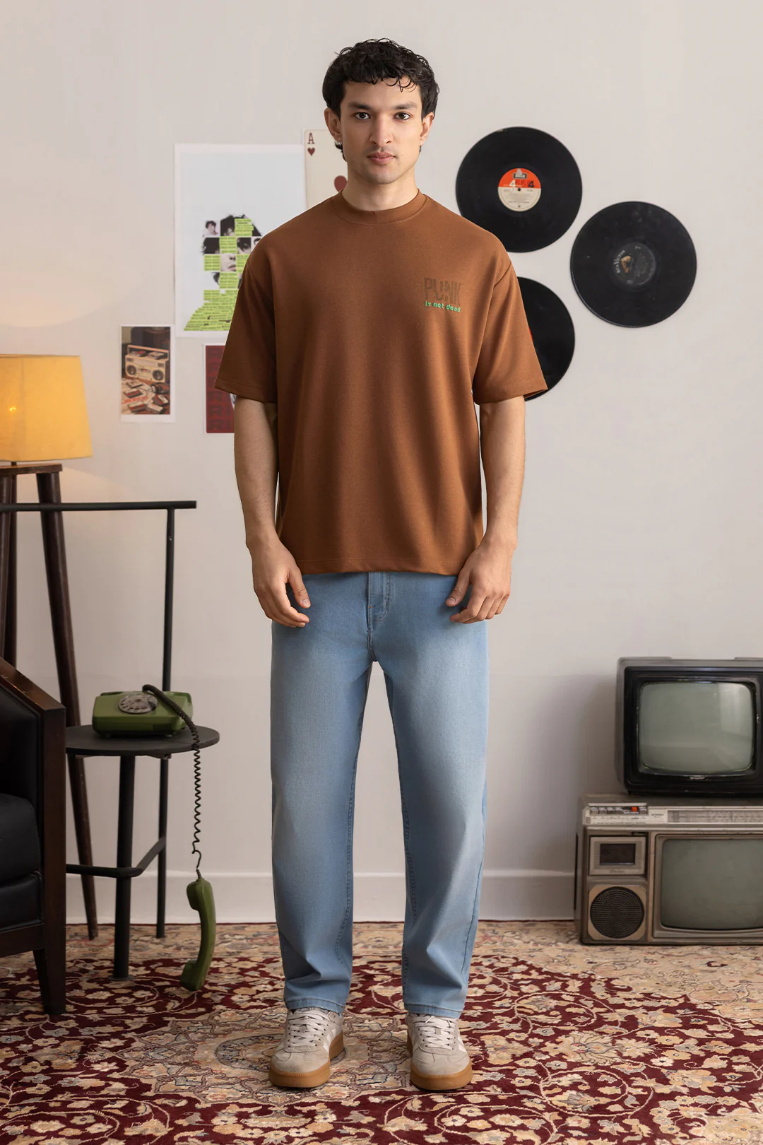 Oversized Graphic T-Shirt - D126 - Image 2