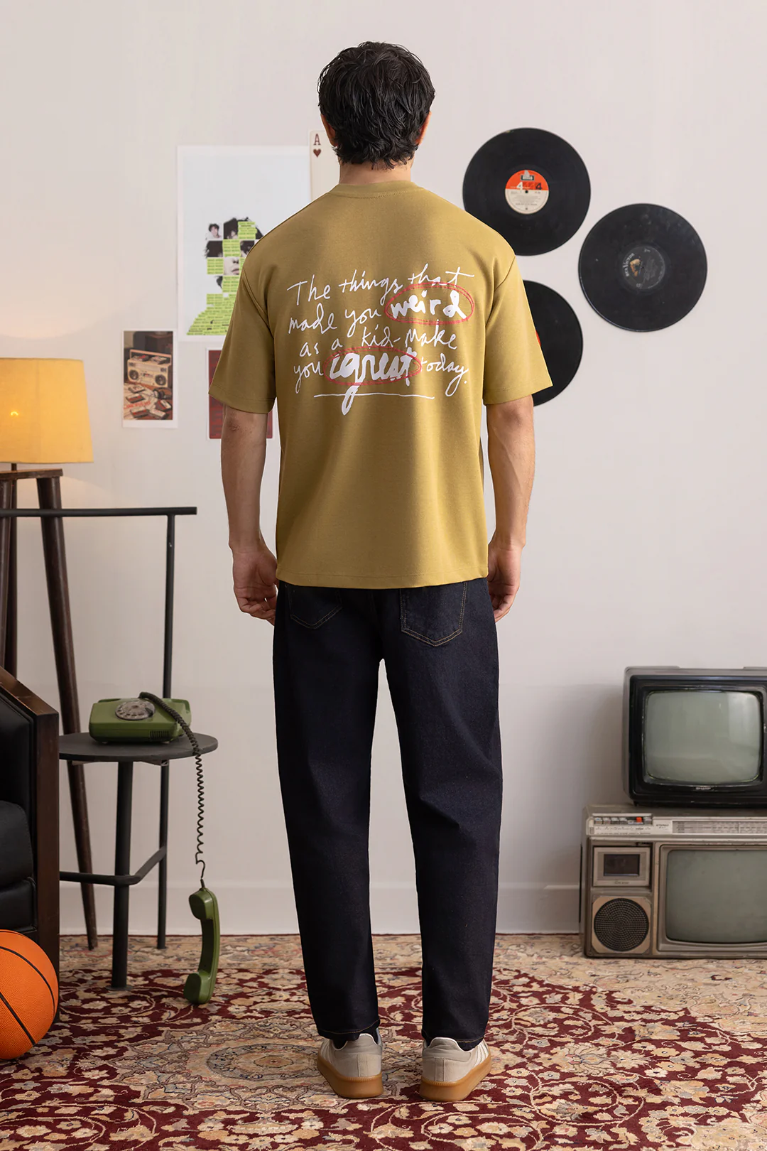 Oversized Graphic T-Shirt - D138 - Image 2