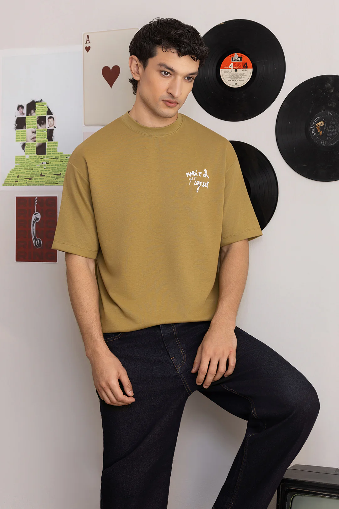 Oversized Graphic T-Shirt - D138 - Image 3