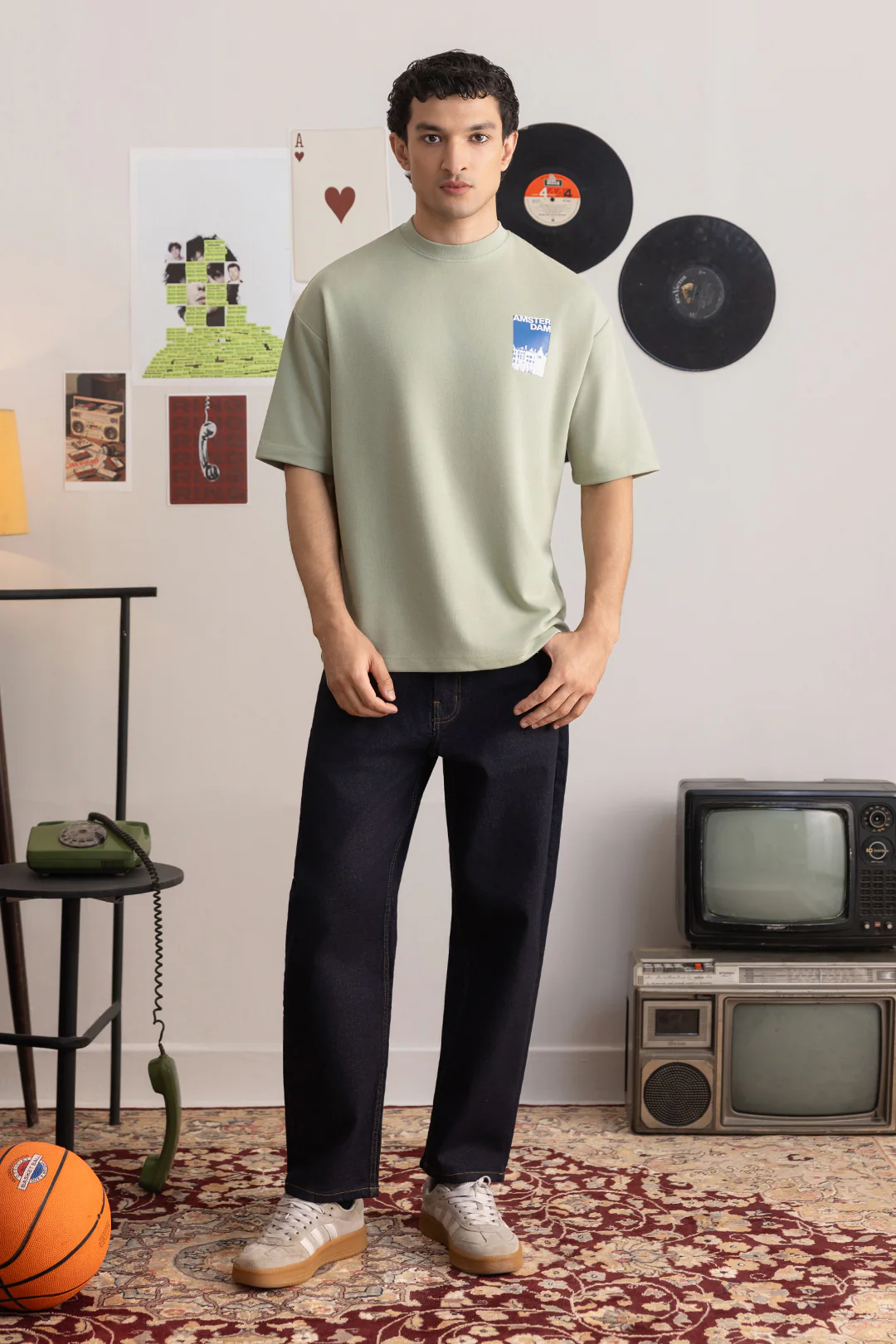 Oversized Graphic T-Shirt - D146 - Image 2