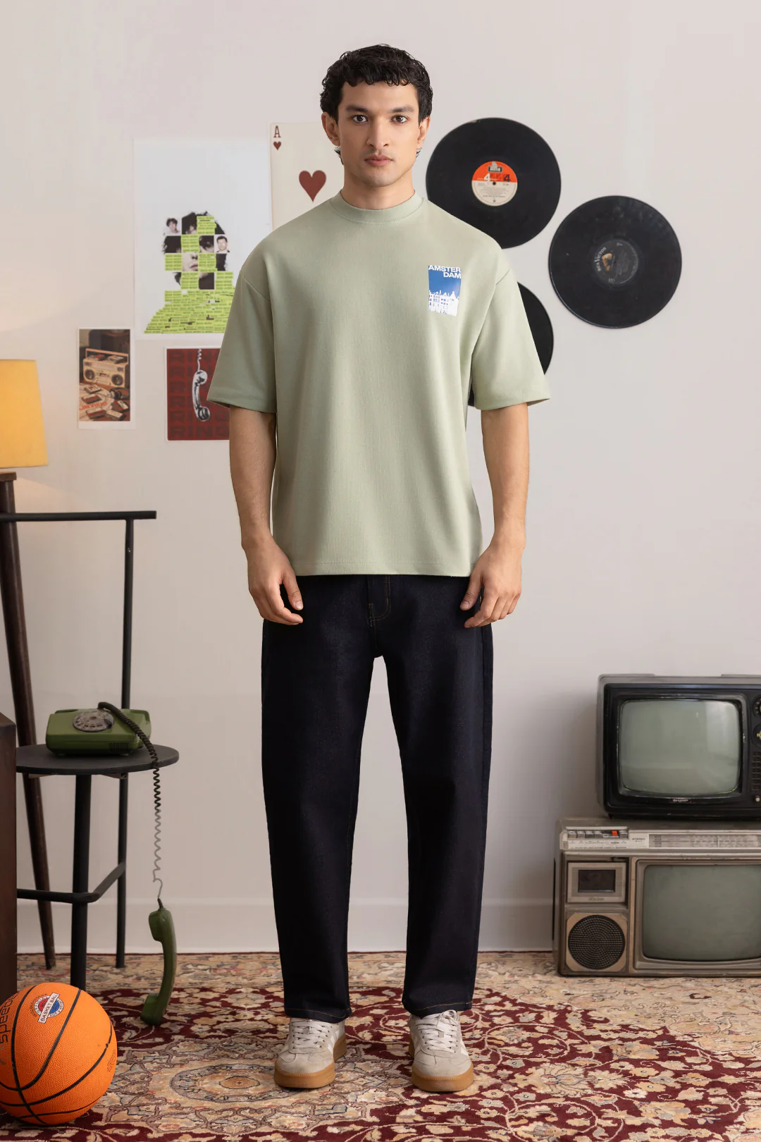 Oversized Graphic T-Shirt - D146 - Image 4