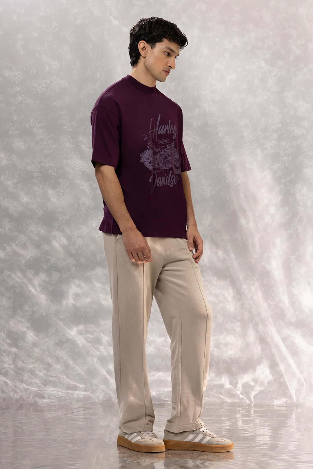 Oversized Graphic T-Shirt - D151 - Image 6