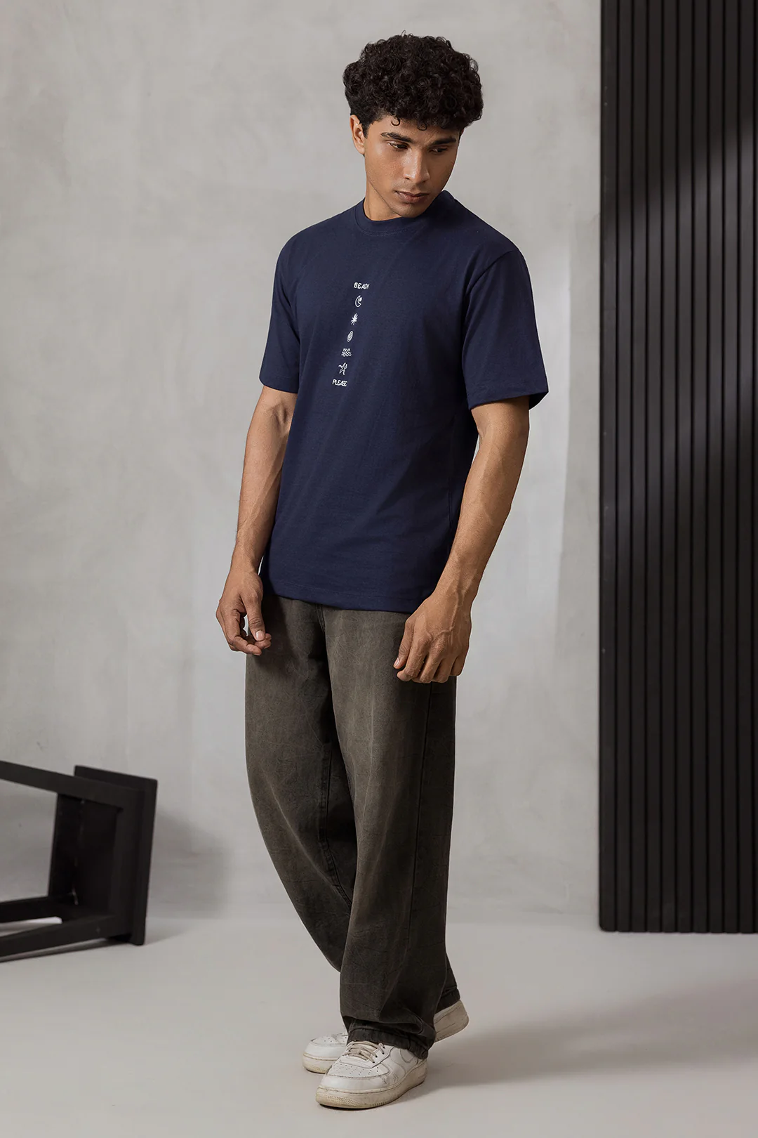 Relax Graphic T-Shirt - X019 - Image 4