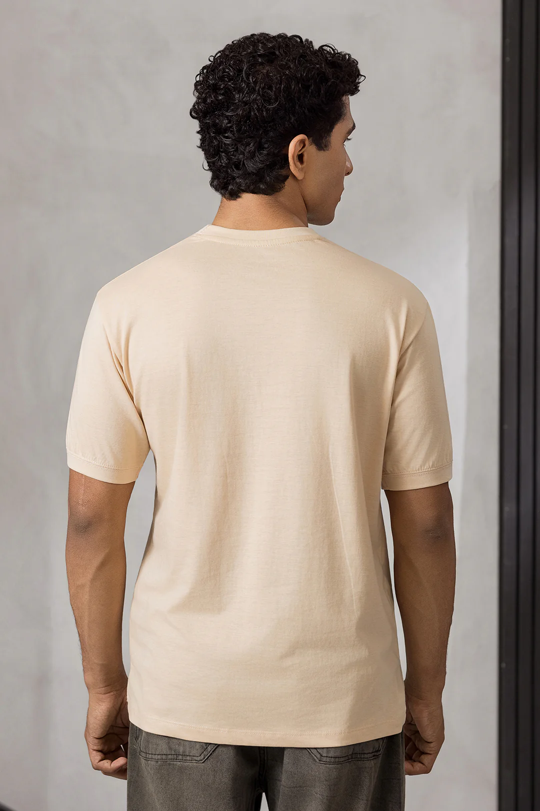 Relax Graphic T-Shirt - X040 - Image 5