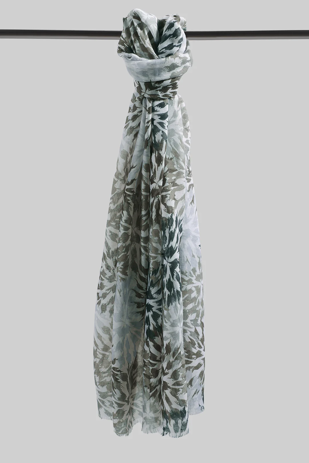Scarve - E007 - Image 13