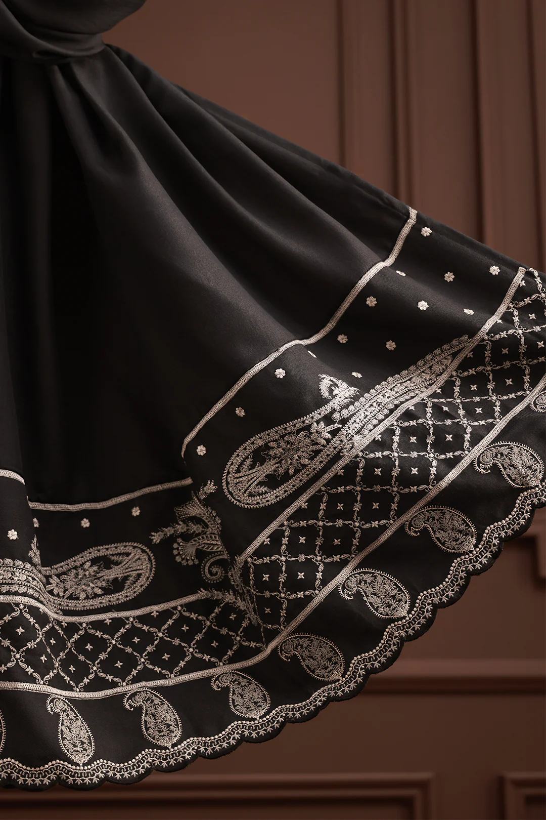 Embroidered Shawl - 1009 - Image 5