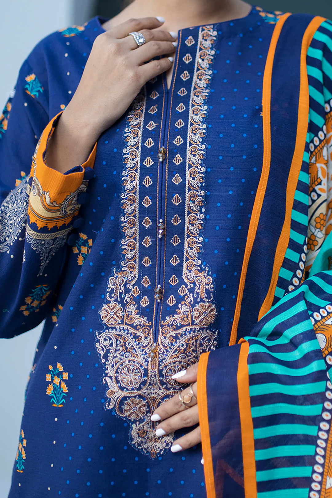 Embroidered Shirt Dupatta - 0798 - Image 4