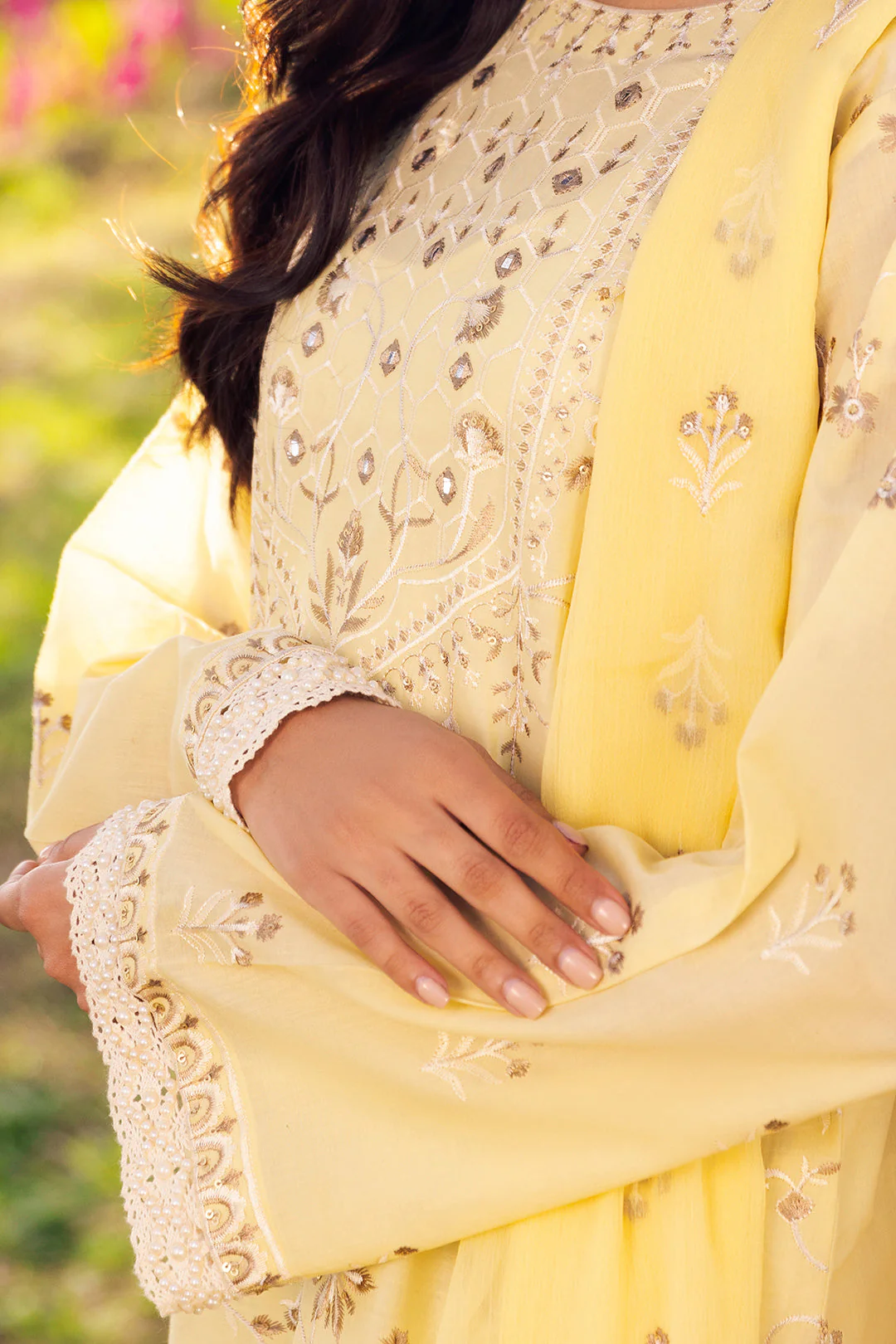 Embroidered Shirt Shalwar Dupatta - 2000 - Image 4