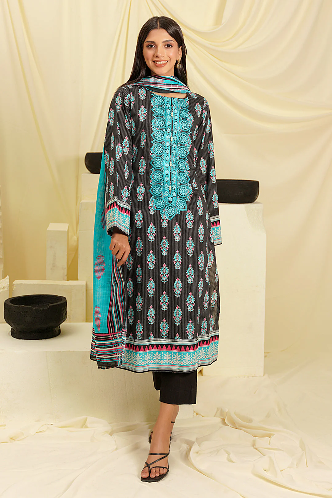 Embroidered Shirt Shalwar Dupatta - 0689 - Image 4